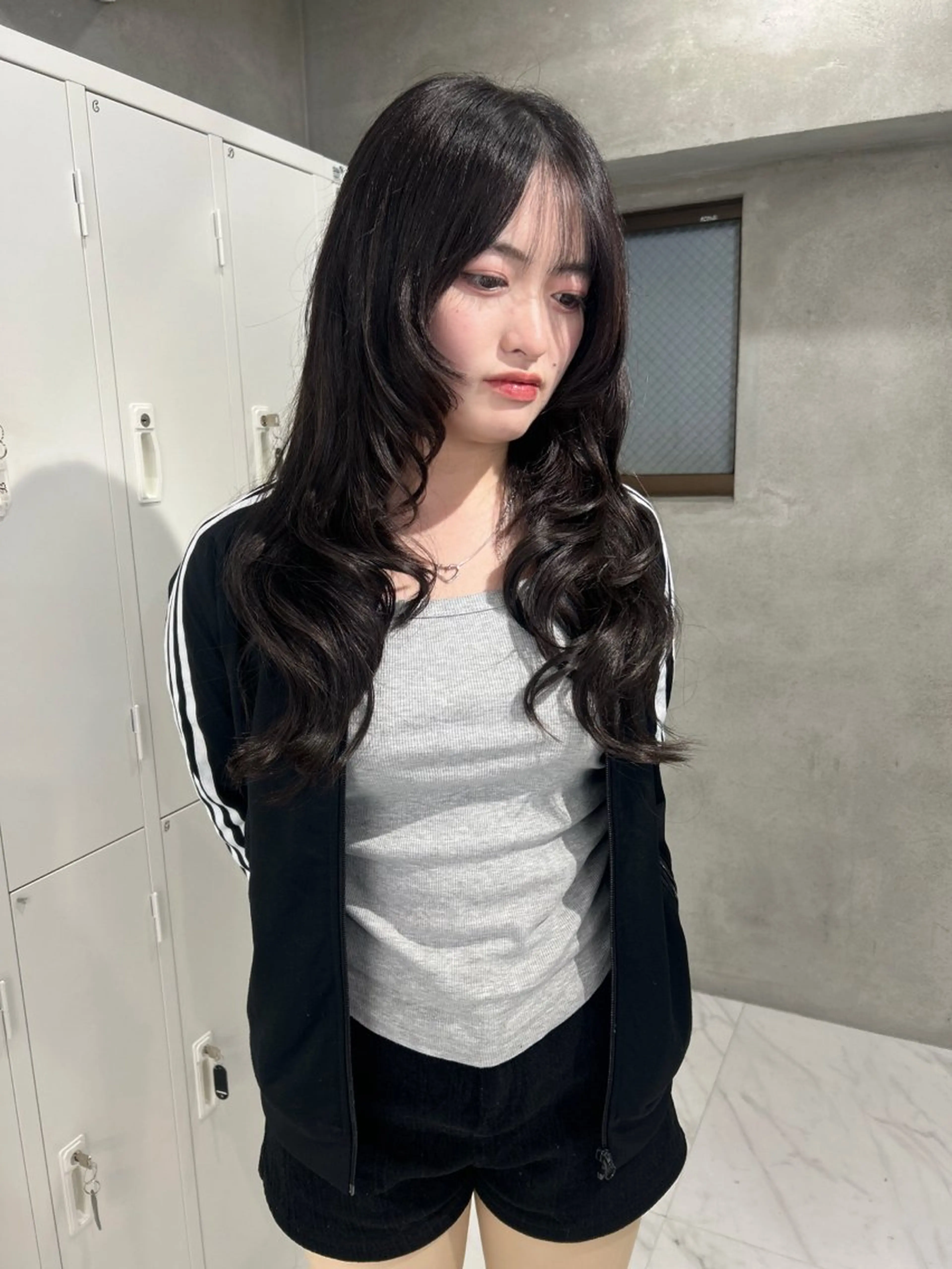 ロング 顔周りカット カット ️💜akari💜 ハイトーン/レイヤーのヘアスタイル