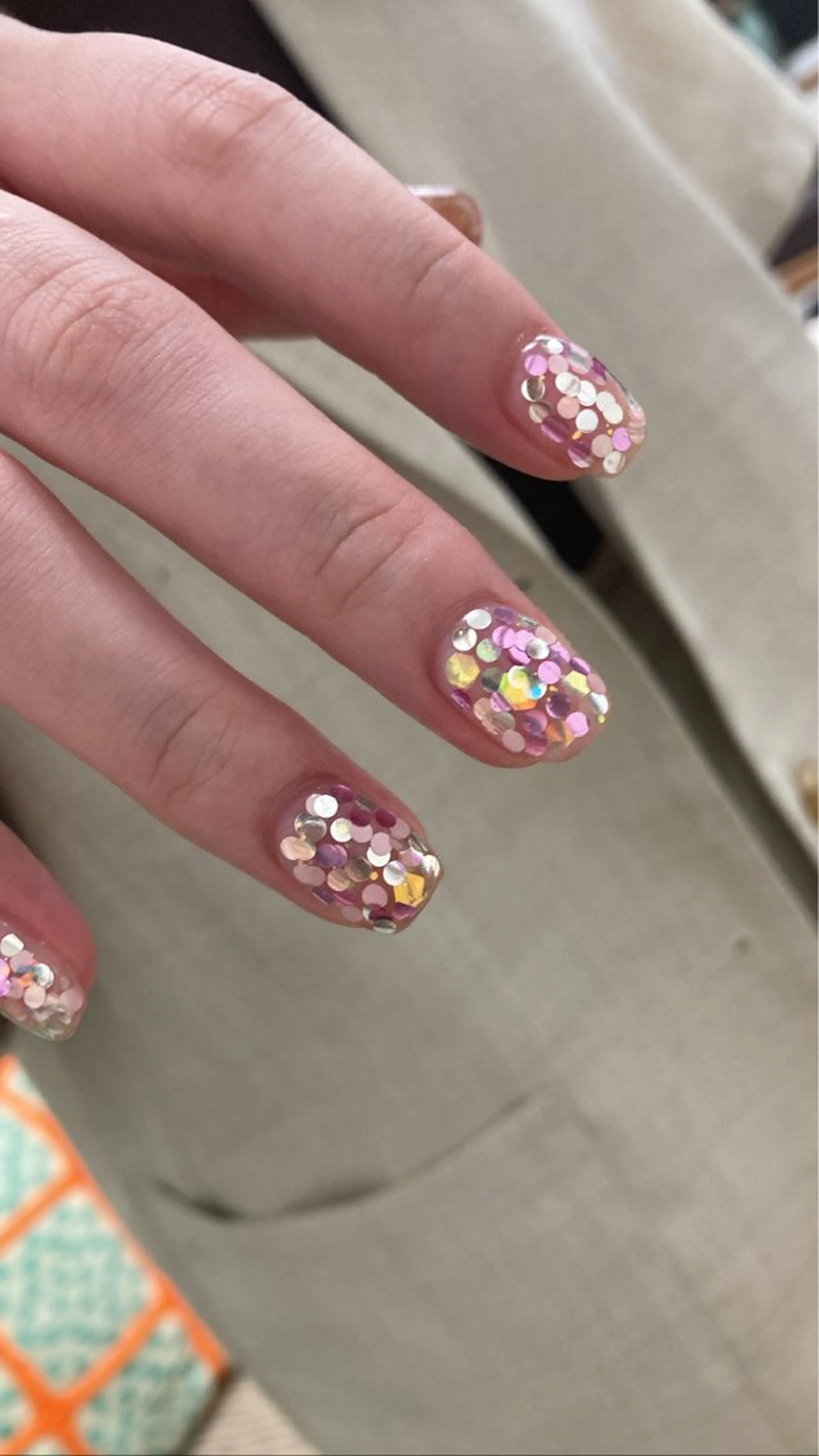ネイル nailsalon hue所属・小山 羽奈のネイルデザイン