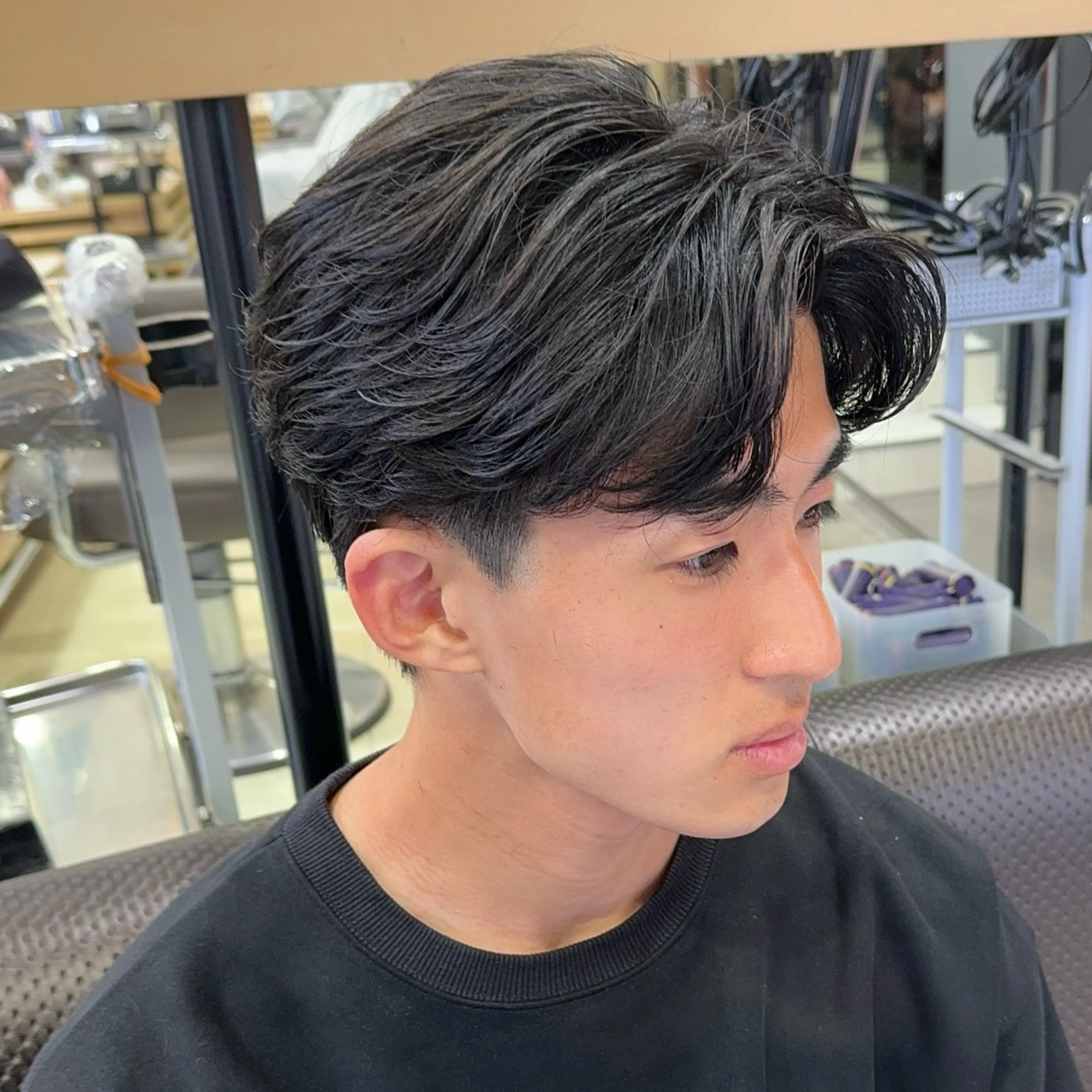 パーマ メンズ カット パーマ レイヤー/センター パート/坂本翔のヘアスタイル