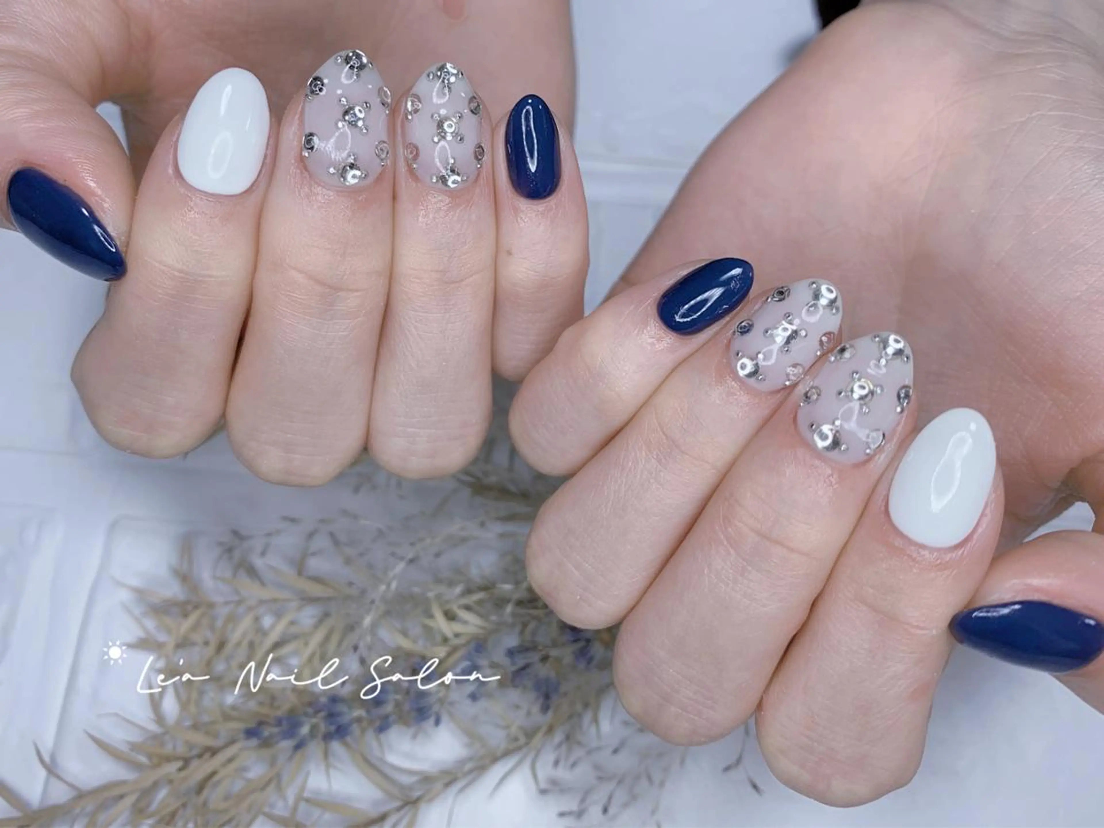 ショート カラー ネイル Le’a NailSalonのネイルデザイン