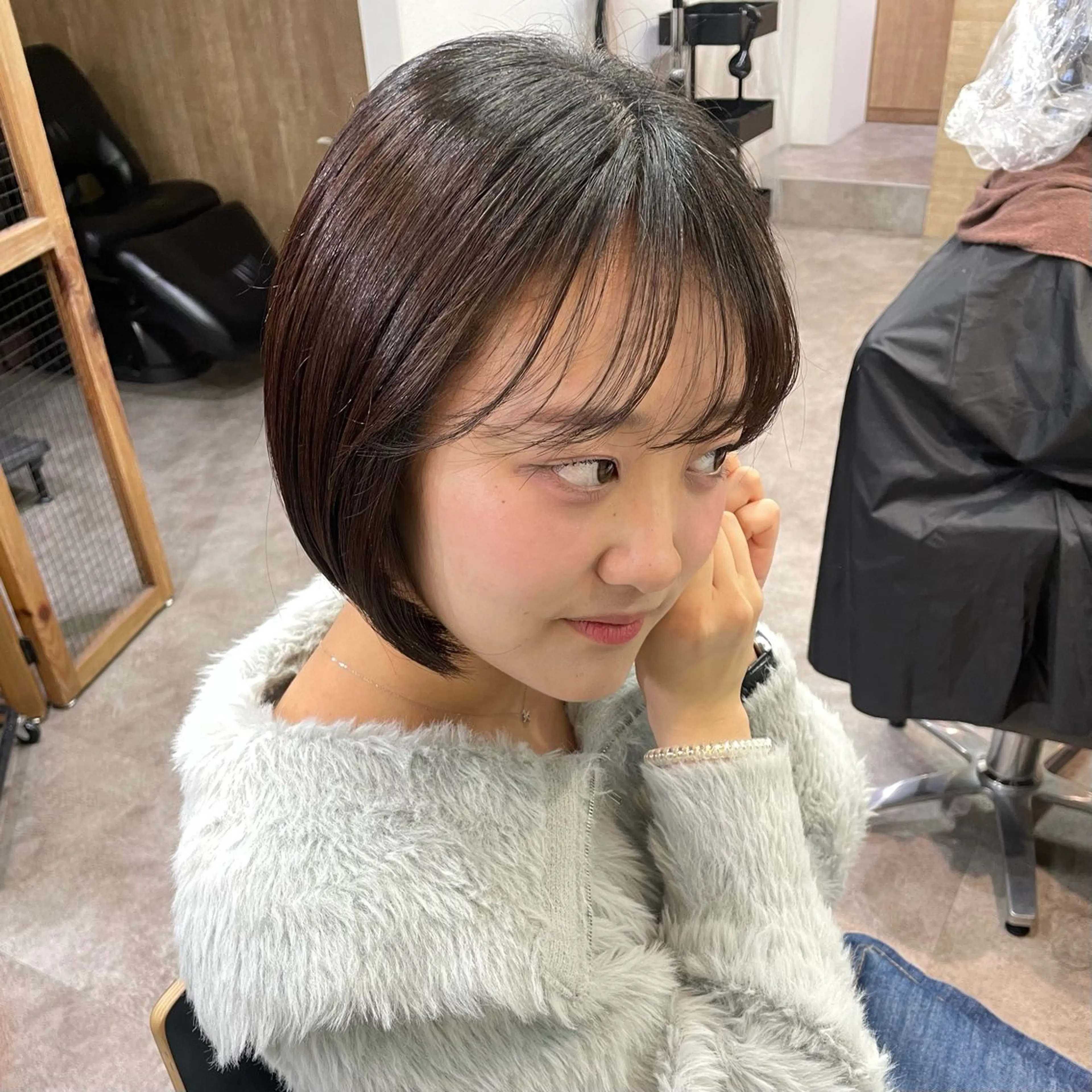 ショート ボブ 艶カラー🪡髪質改善 アレンジ🎀airiのヘアスタイル
