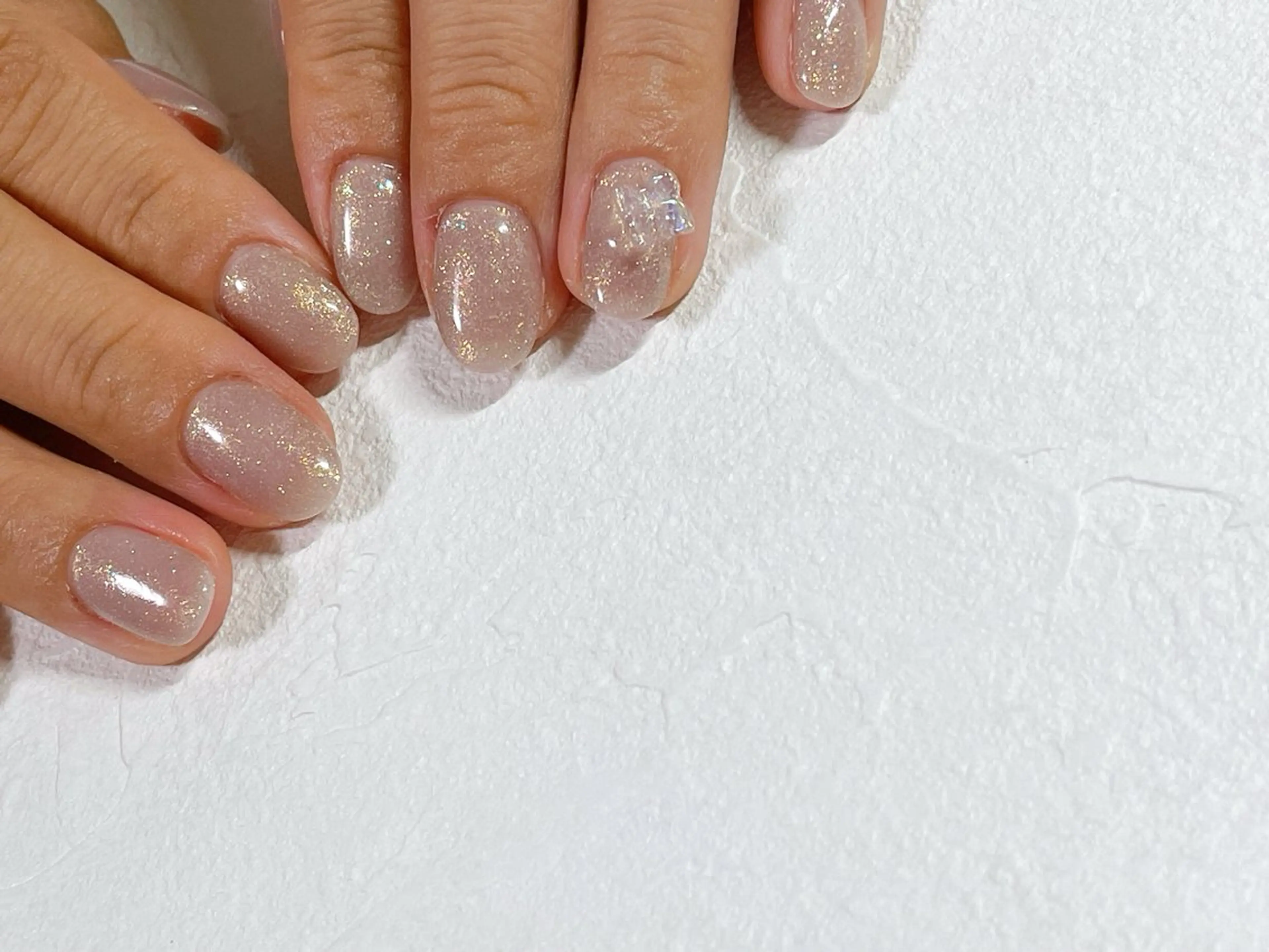 ネイル オーロラネイル フットネイル フレンチネイル ジェルネイル 韓国ネイル ハンドネイル mogunail &blowのネイルデザイン