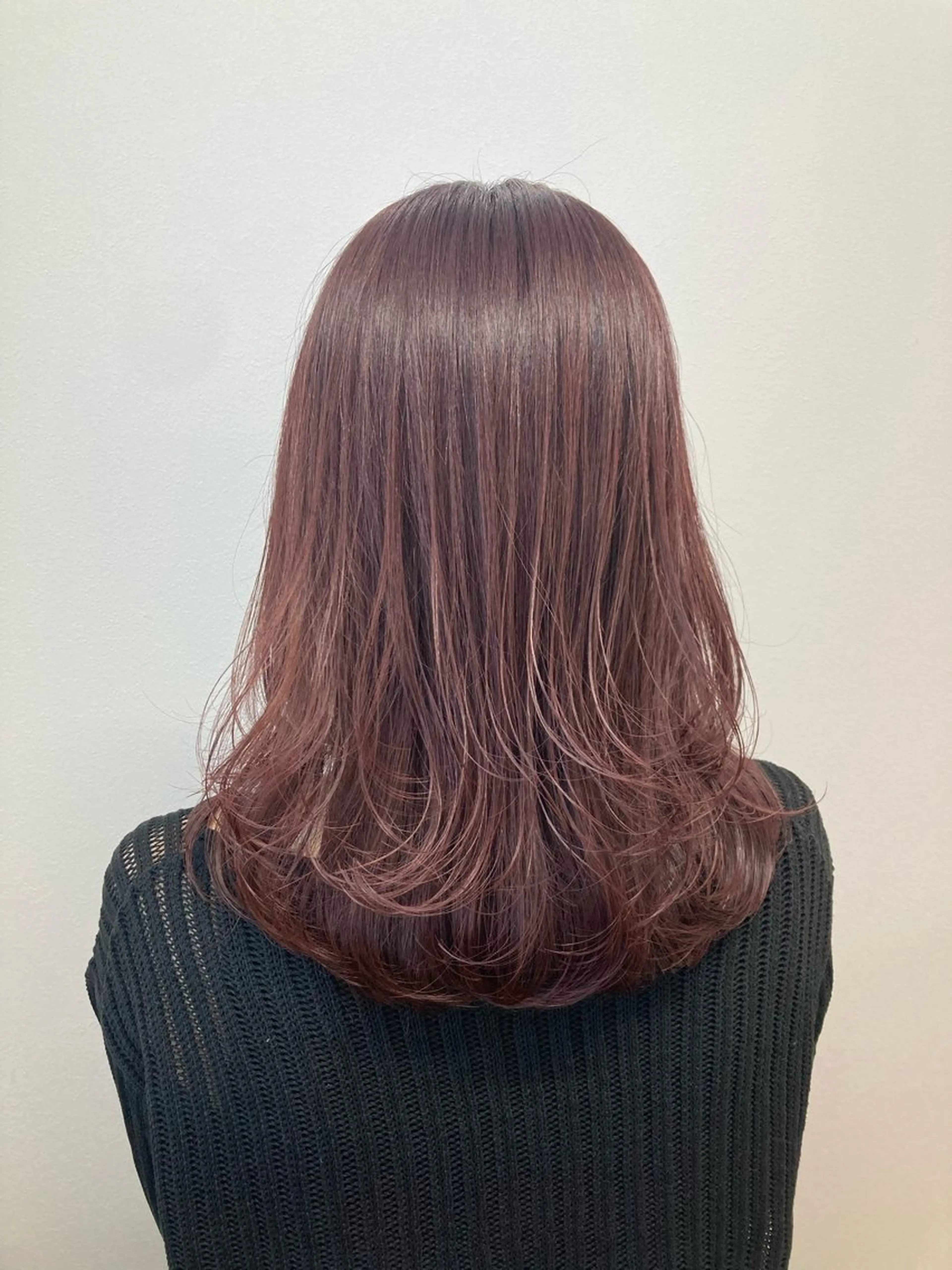 セミロング カラー ヘアアレンジ 尾籠 美幸 （オゴモリ ミユキ）のヘアスタイル