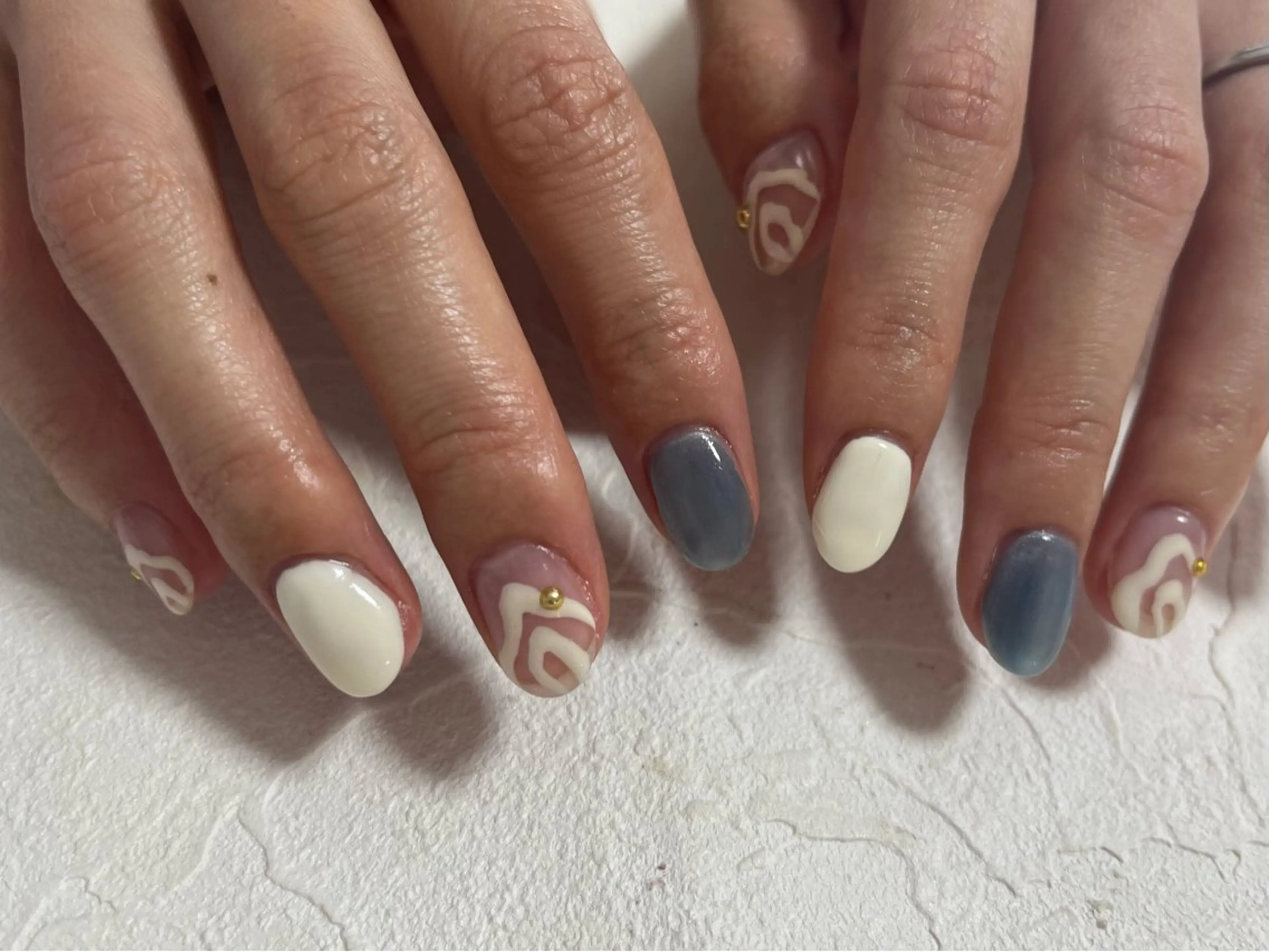 ネイル オーロラネイル フットネイル フレンチネイル ジェルネイル マグネットネイル kiki nail たまプラーザのネイルデザイン