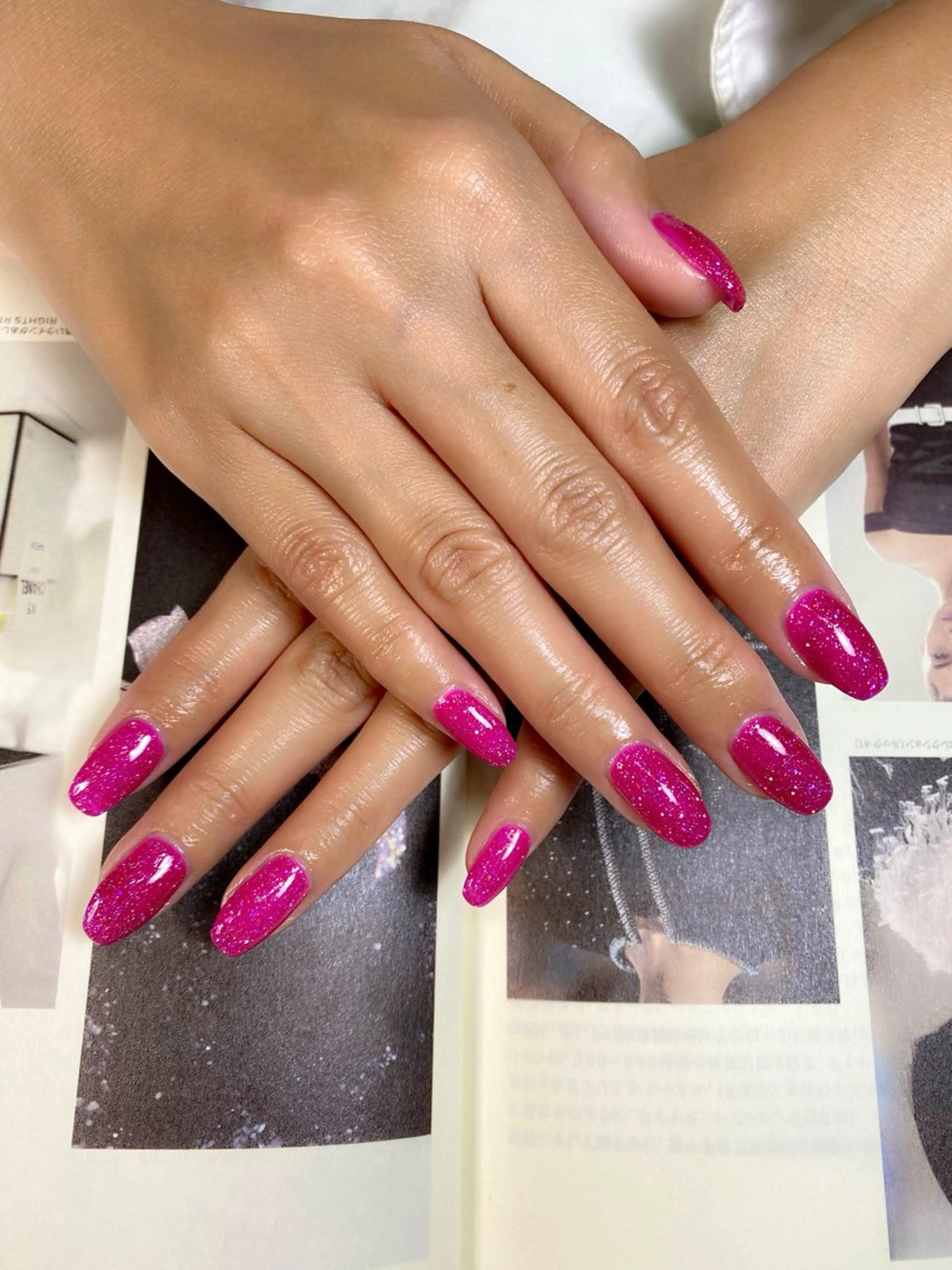 [新規様]マグネット、フラッシュ/グラデーション(オフ込み、甘皮ケア、保湿ケア付)の写真