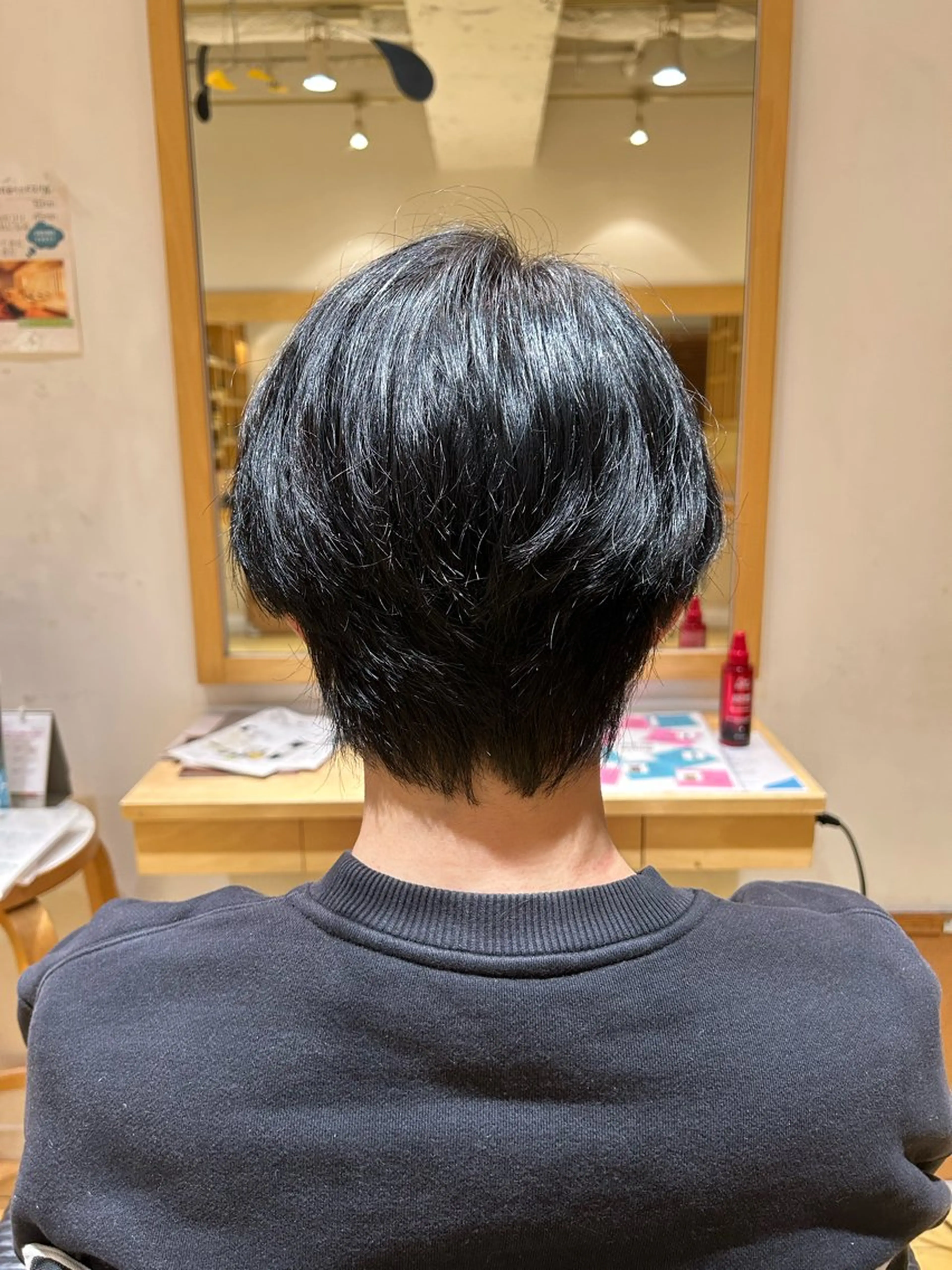 カラー 大窪 菜月のヘアスタイル