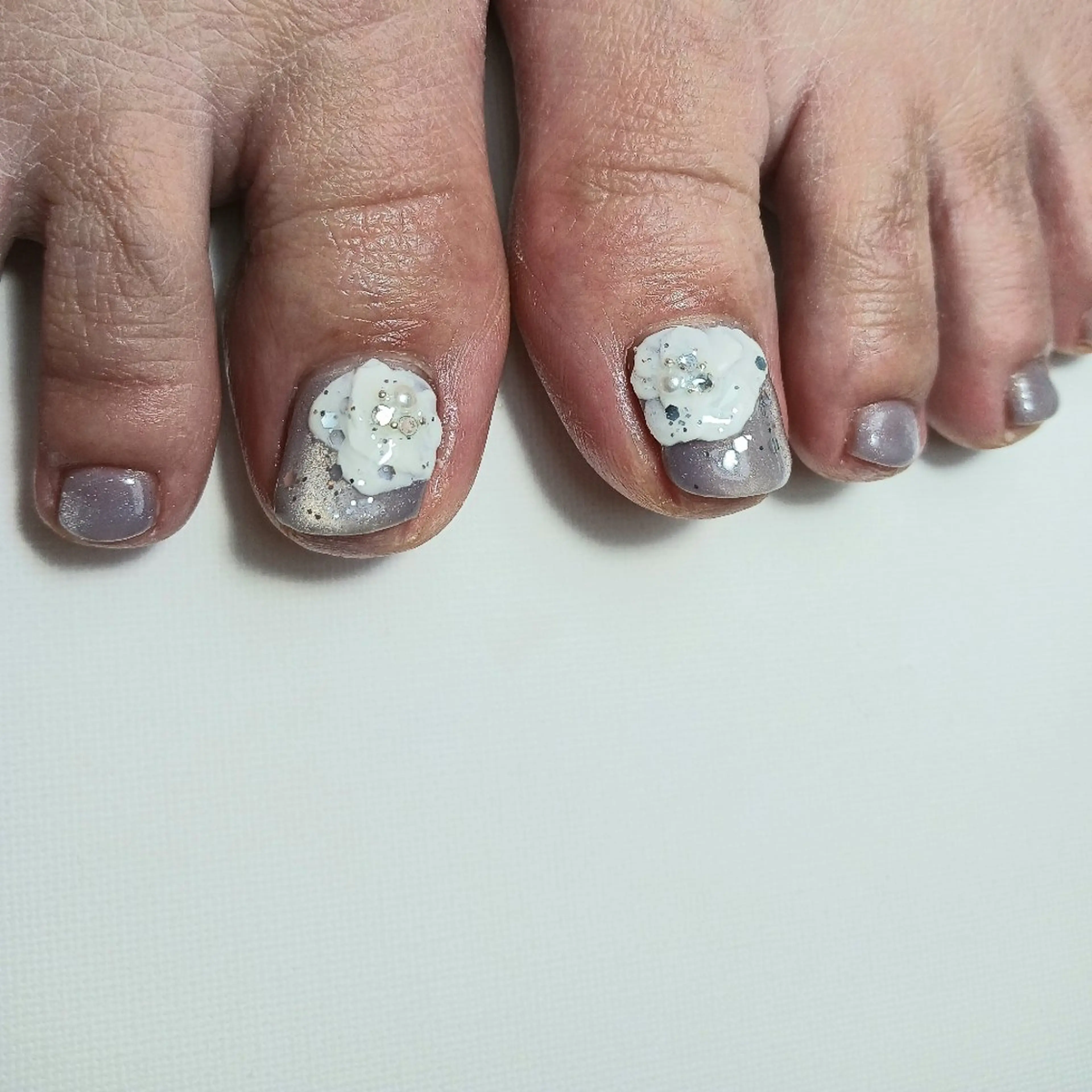 ネイル フラワーネイル フットネイル ジェルネイル キラキラネイル マグネットネイル フットネイル owlnail /持込みデザイン専門のネイルデザイン