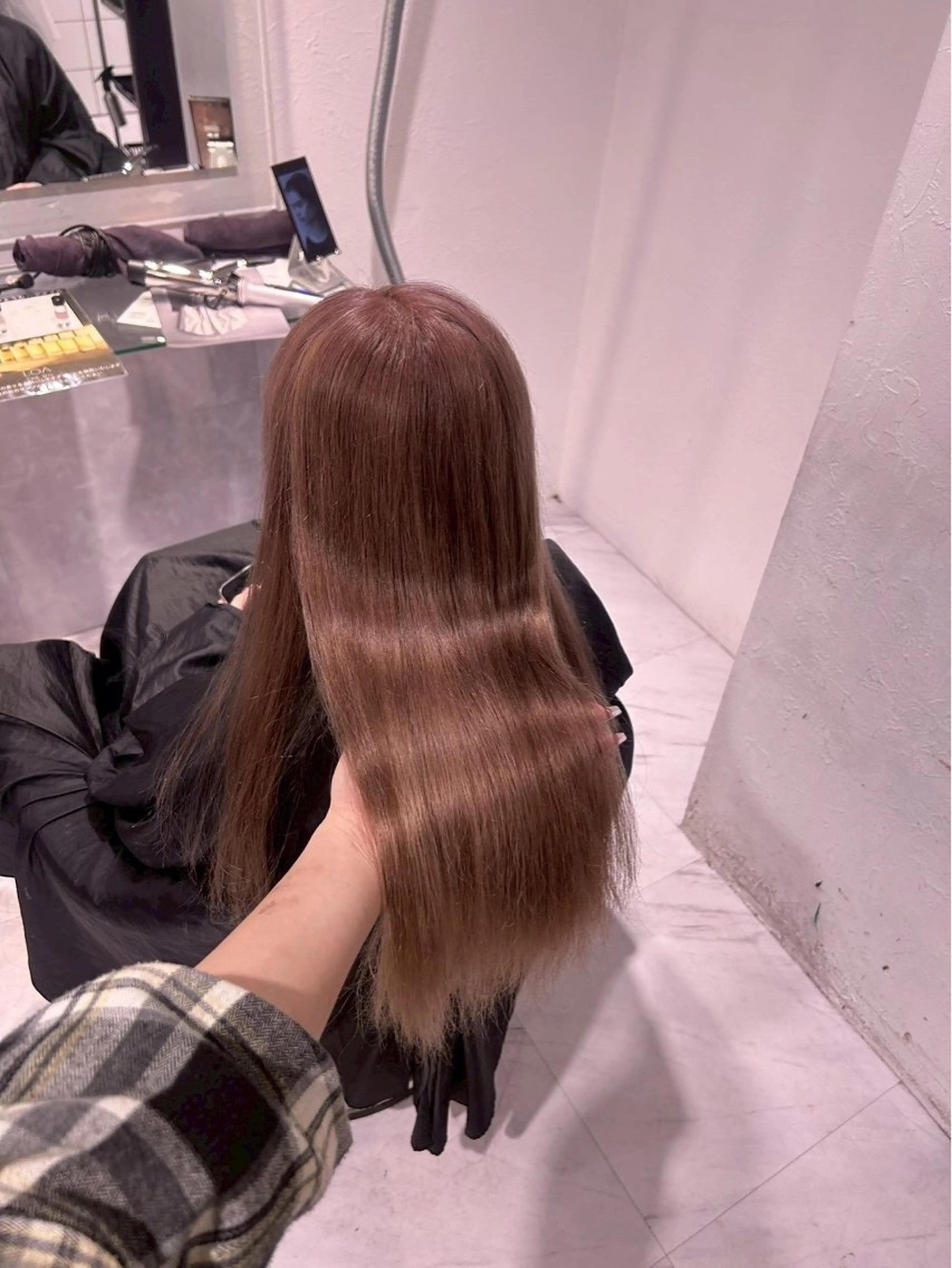 ロング トリートメント 韓国ワンホン透明感 カラー✨🖤ここあのヘアスタイル