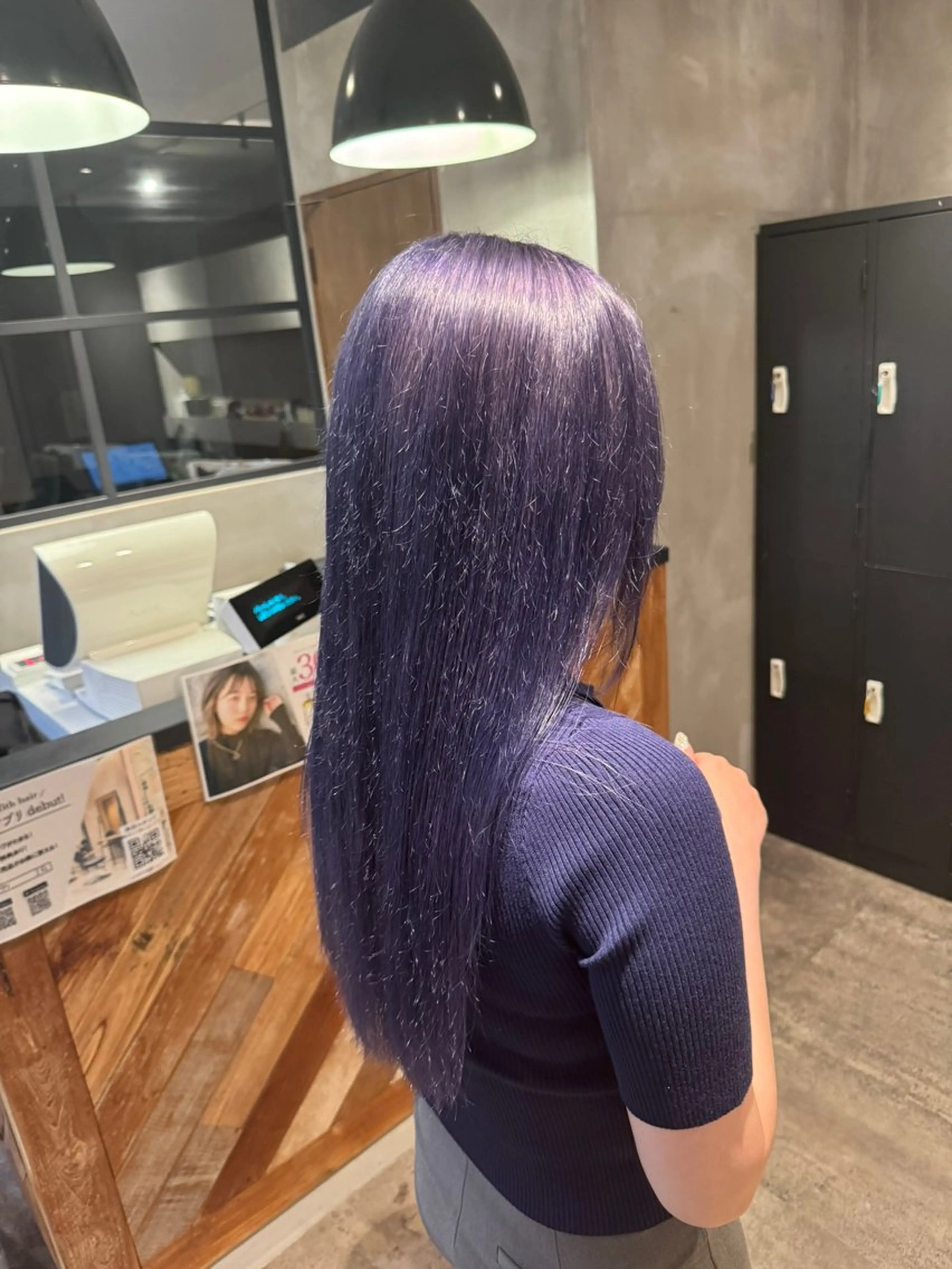 ロング カラー ブリーチ ブルーカラー ブルーラベンダー ラベンダーカラー シルバー 原田 夢来のヘアスタイル