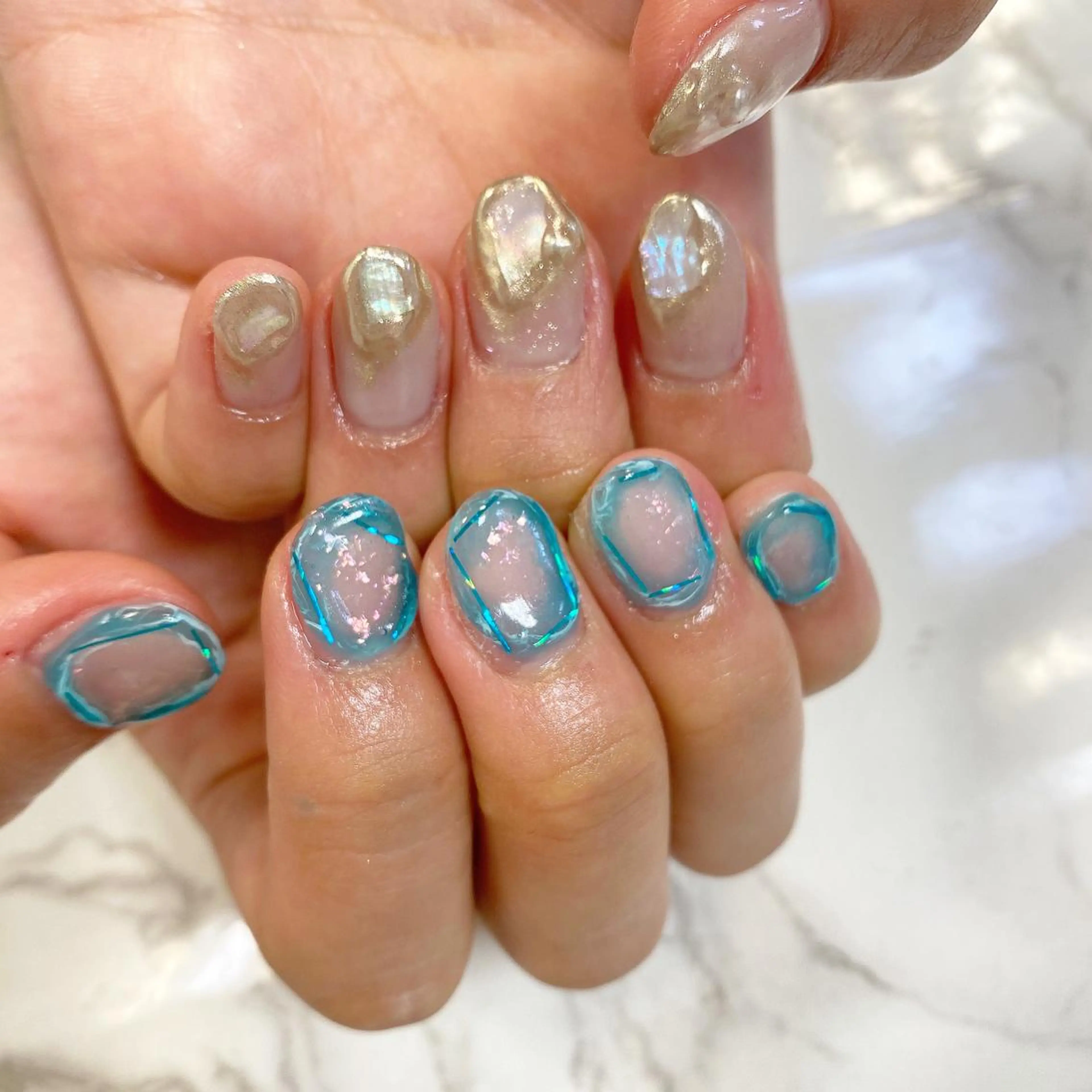 ネイル ulu beautysalon所属・ulu 渋谷 表参道 Yukiの眉毛・アイブロウイメージ