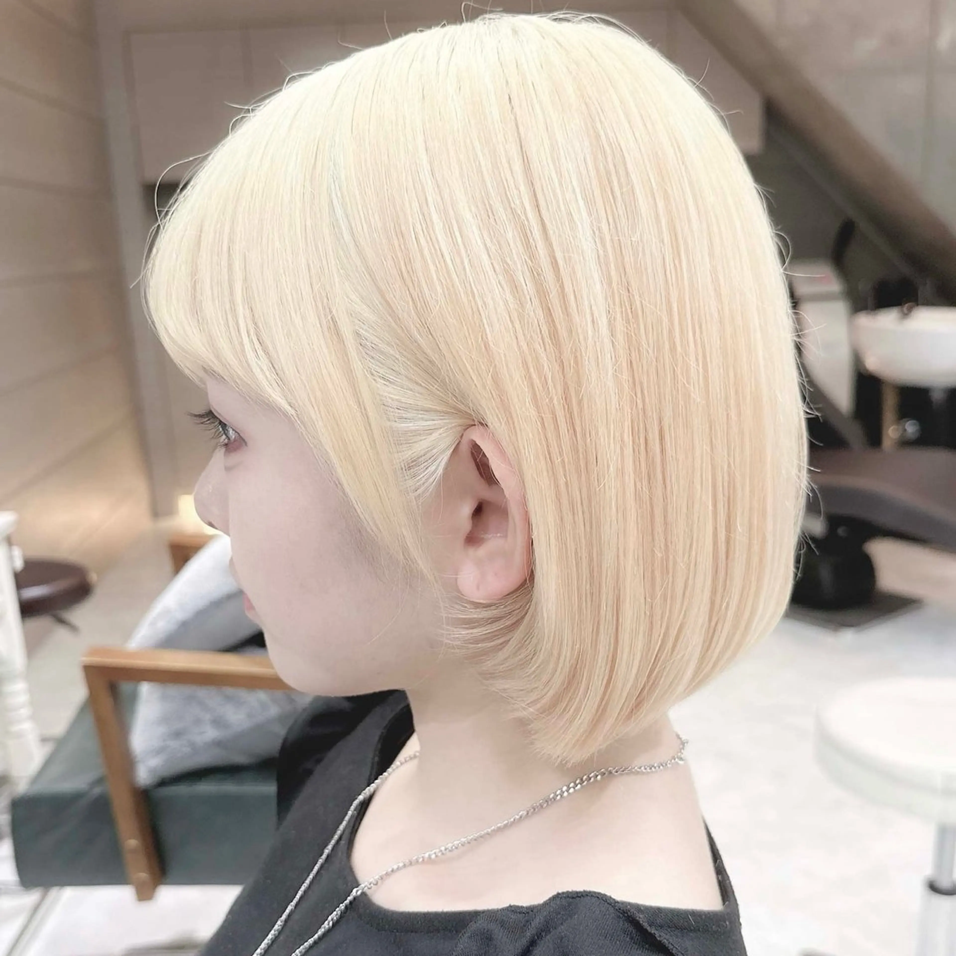 ミディアム カラー ベージュカラー ブリーチ 抜きっぱなしブロンド ブロンド デザインカラー ヘアカラー トリートメント DAYS Men’sのヘアスタイル