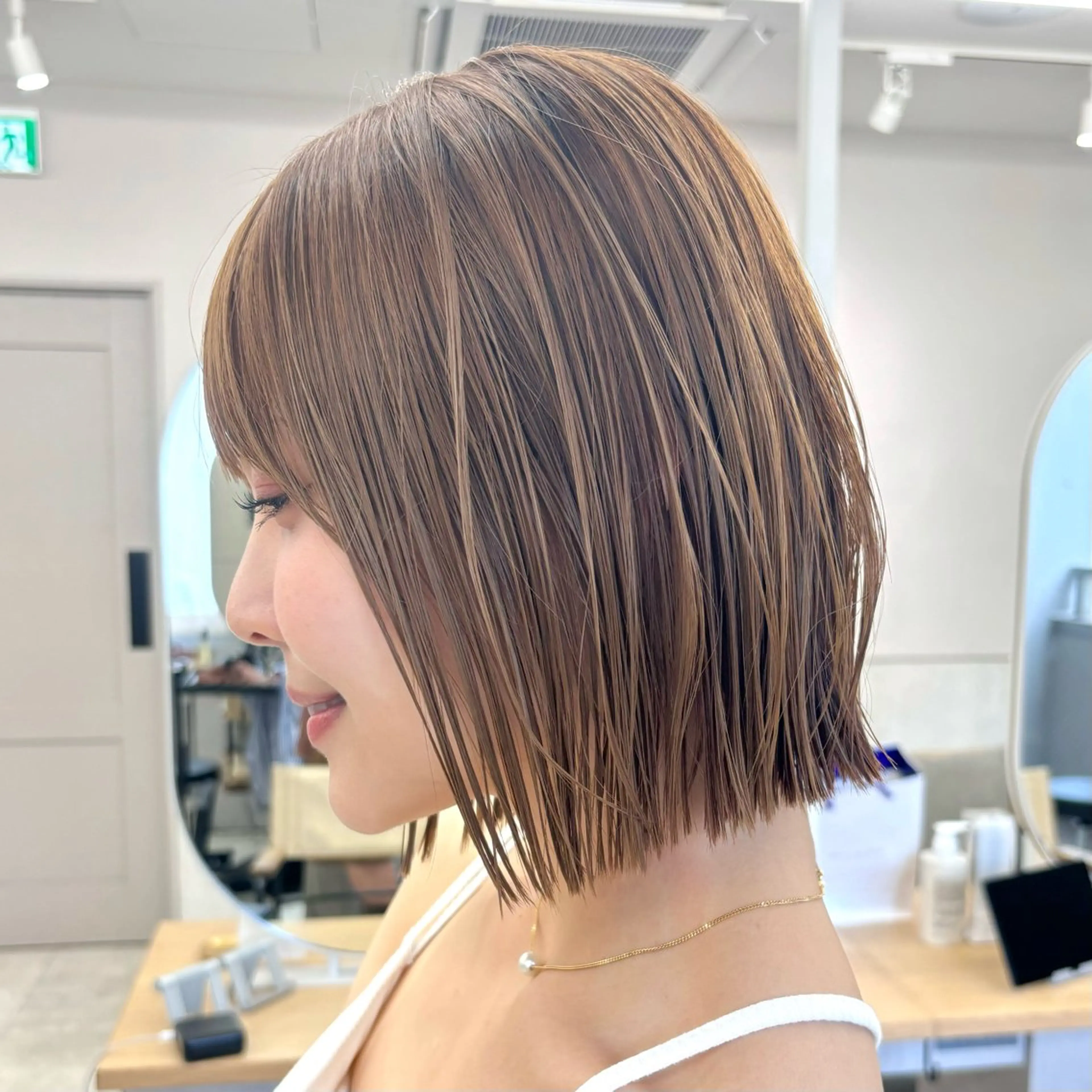 ショート ボブ カット ヘアカラー ✨レイヤーカット 期間限定無料✨大智のヘアスタイル