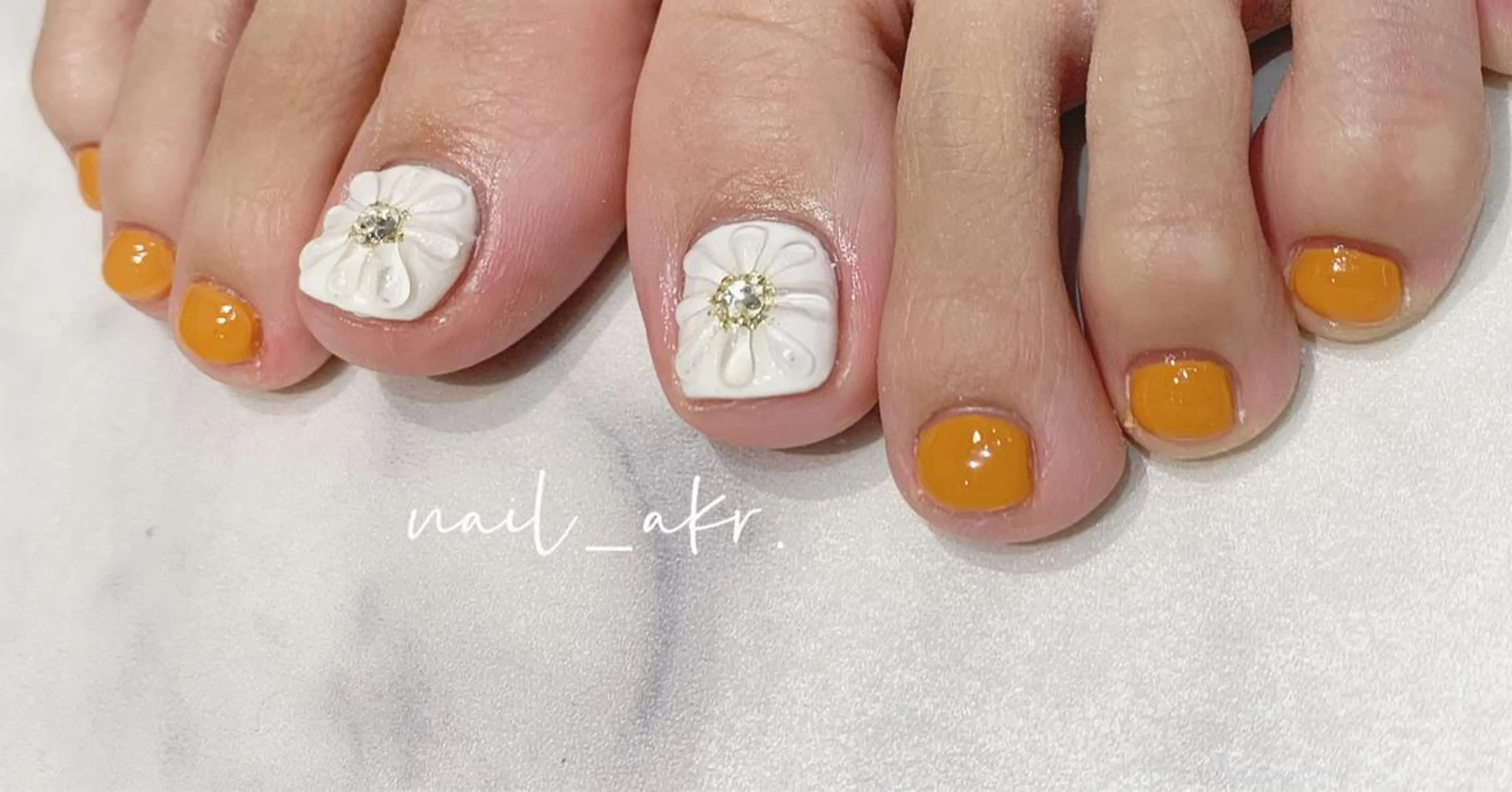 ネイル オレンジ nailAVANCE akariのネイルデザイン