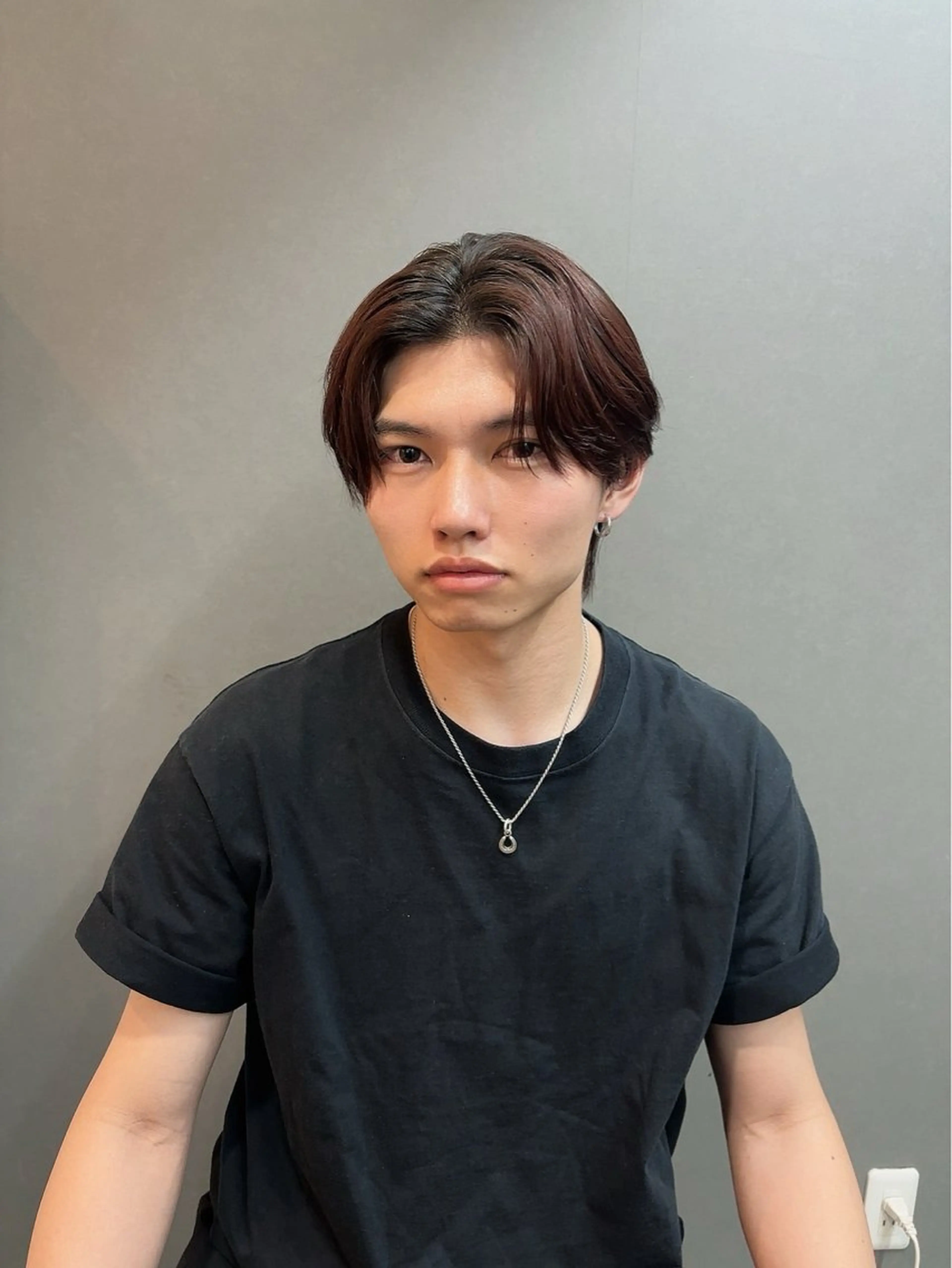 ミディアム パーマ 似合わせカット カット ヘアカラー トリートメント 飛田 優のヘアスタイル