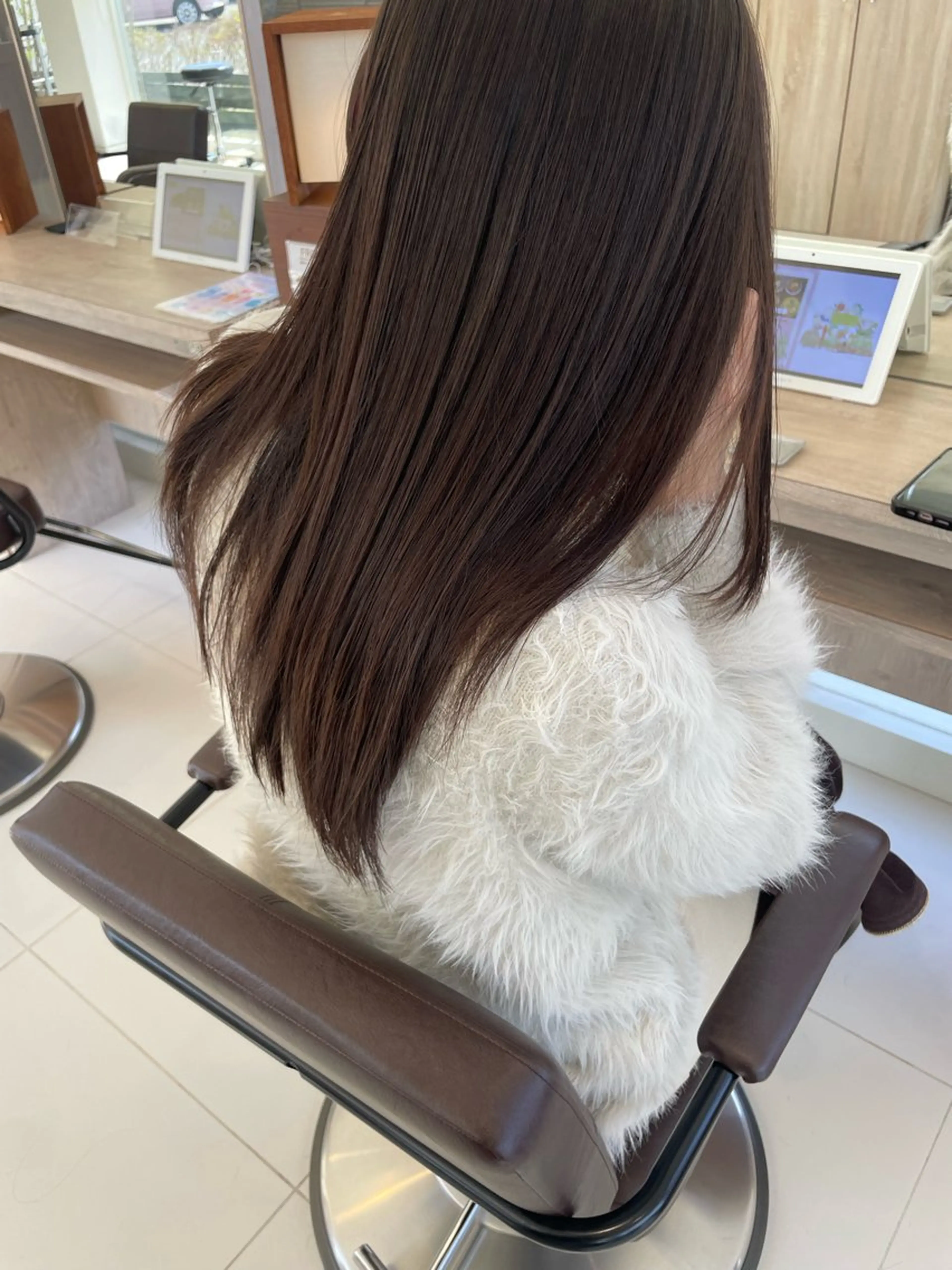 ロング パーマ 髪質改善 縮毛矯正 ストレートパーマ 縮毛矯正 鶴岡で縮毛矯正なら お任せ！ハヤシナオミのヘアスタイル
