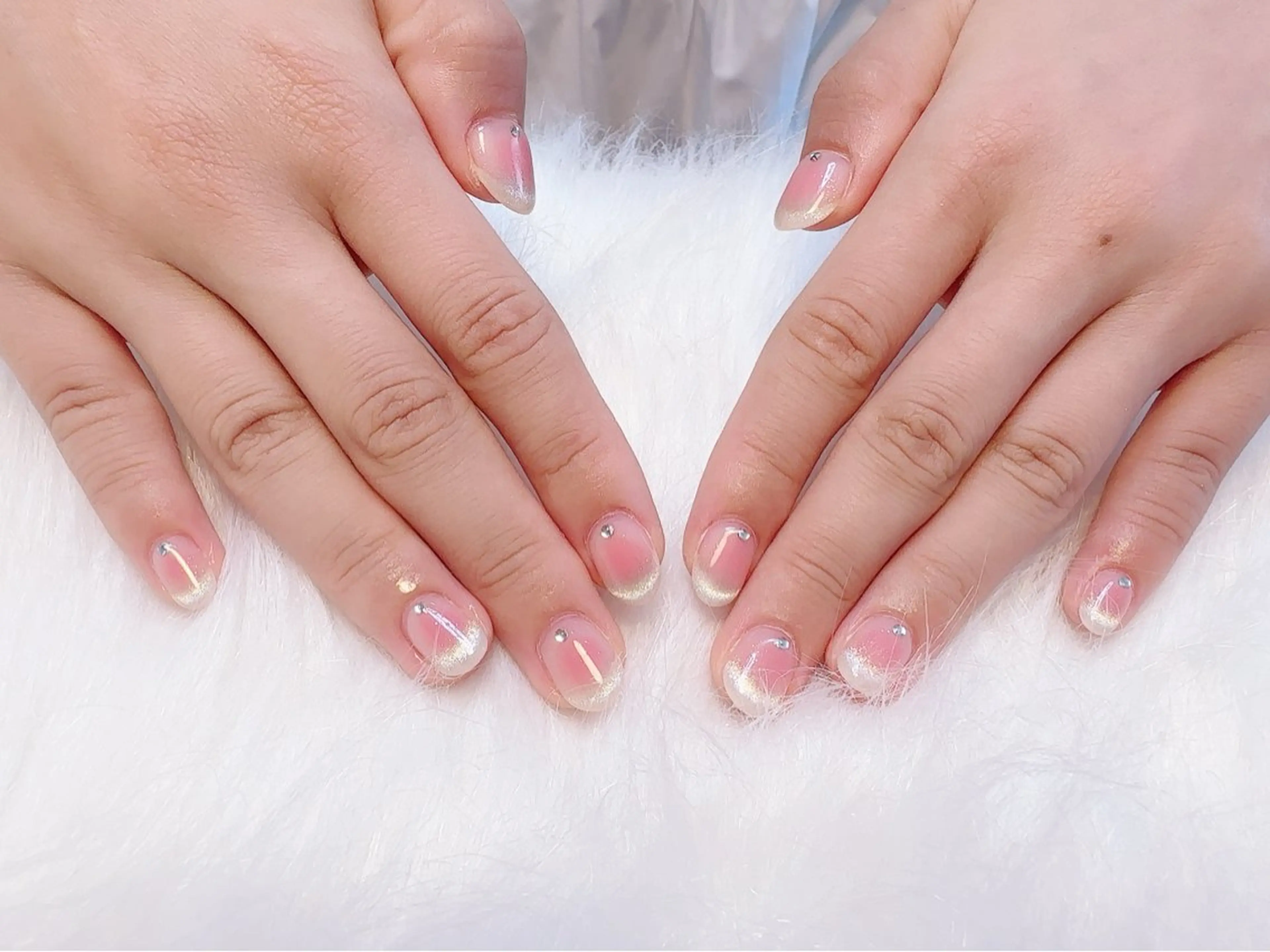 【ハンド】ワンホンネイル💅チークネイル+マグネットフレンチコース【初回オフ無料ケア込み】の写真