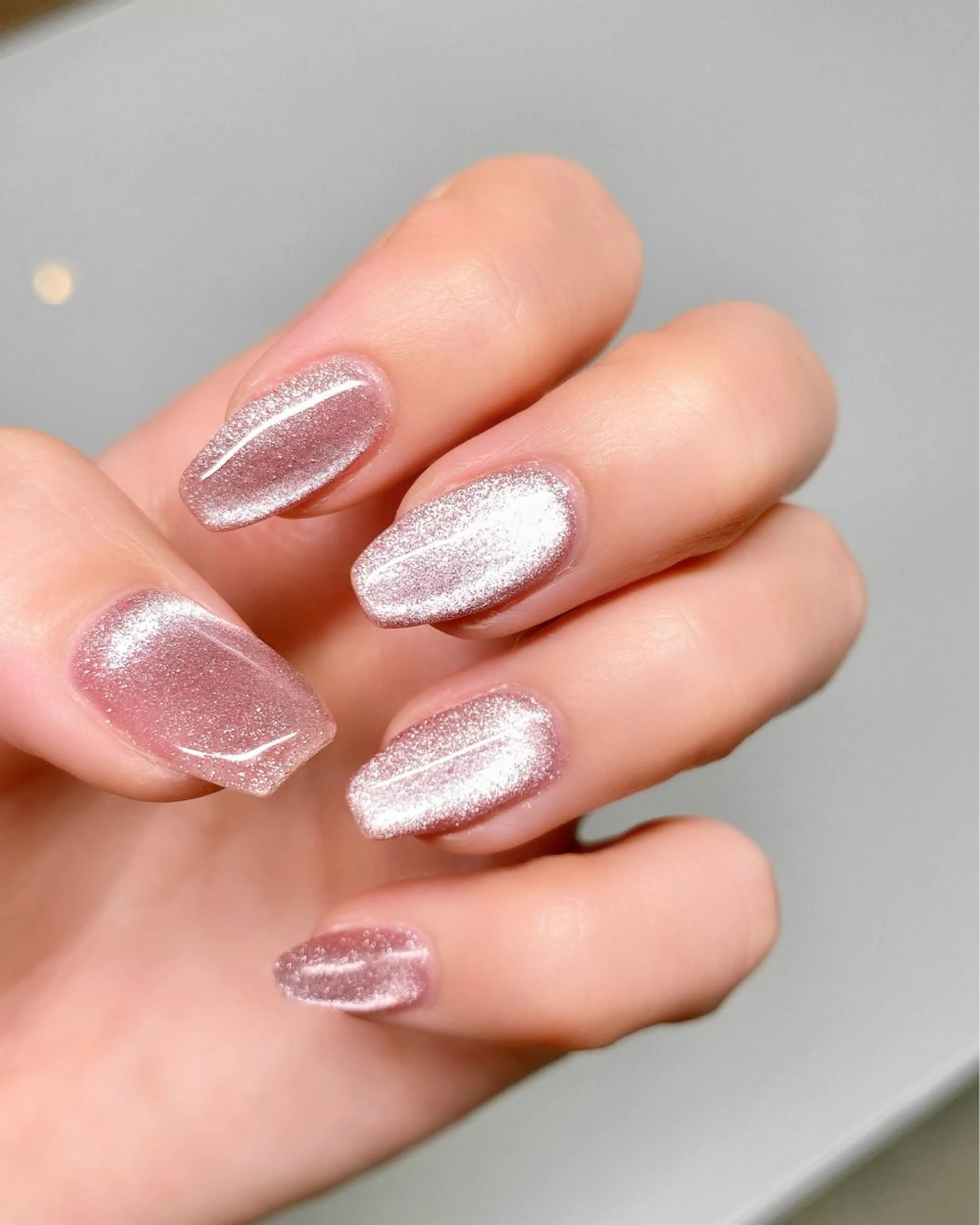 ネイル ラメ(グリッター) マグネットネイル ピンク スクエアネイル Aoi💅🏻 表参道のネイルデザイン