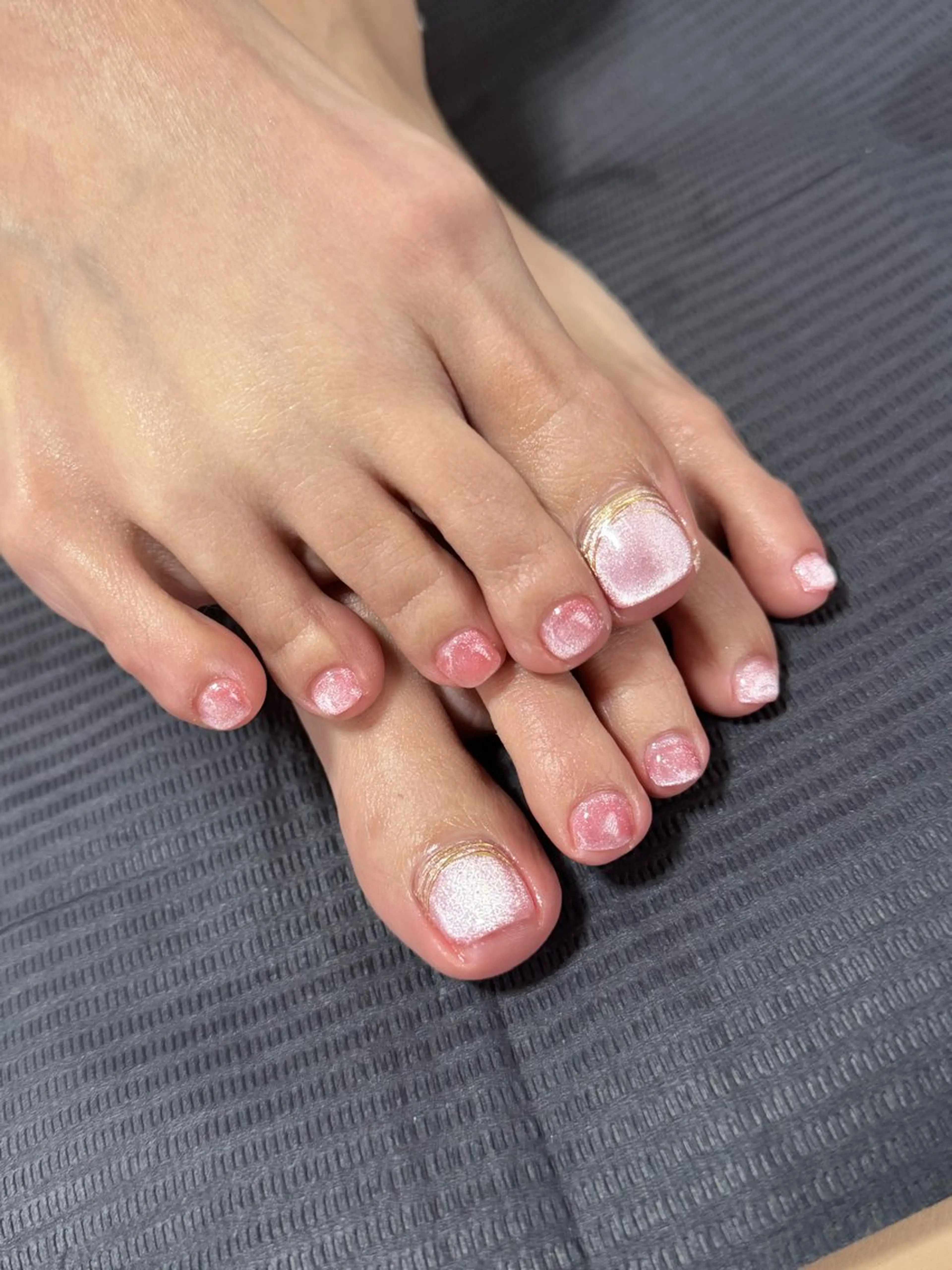 フットジェル他店オフ込みワンカラー（マグネットネイルも特別にOK）フットバス付！！税込み5500円！の写真