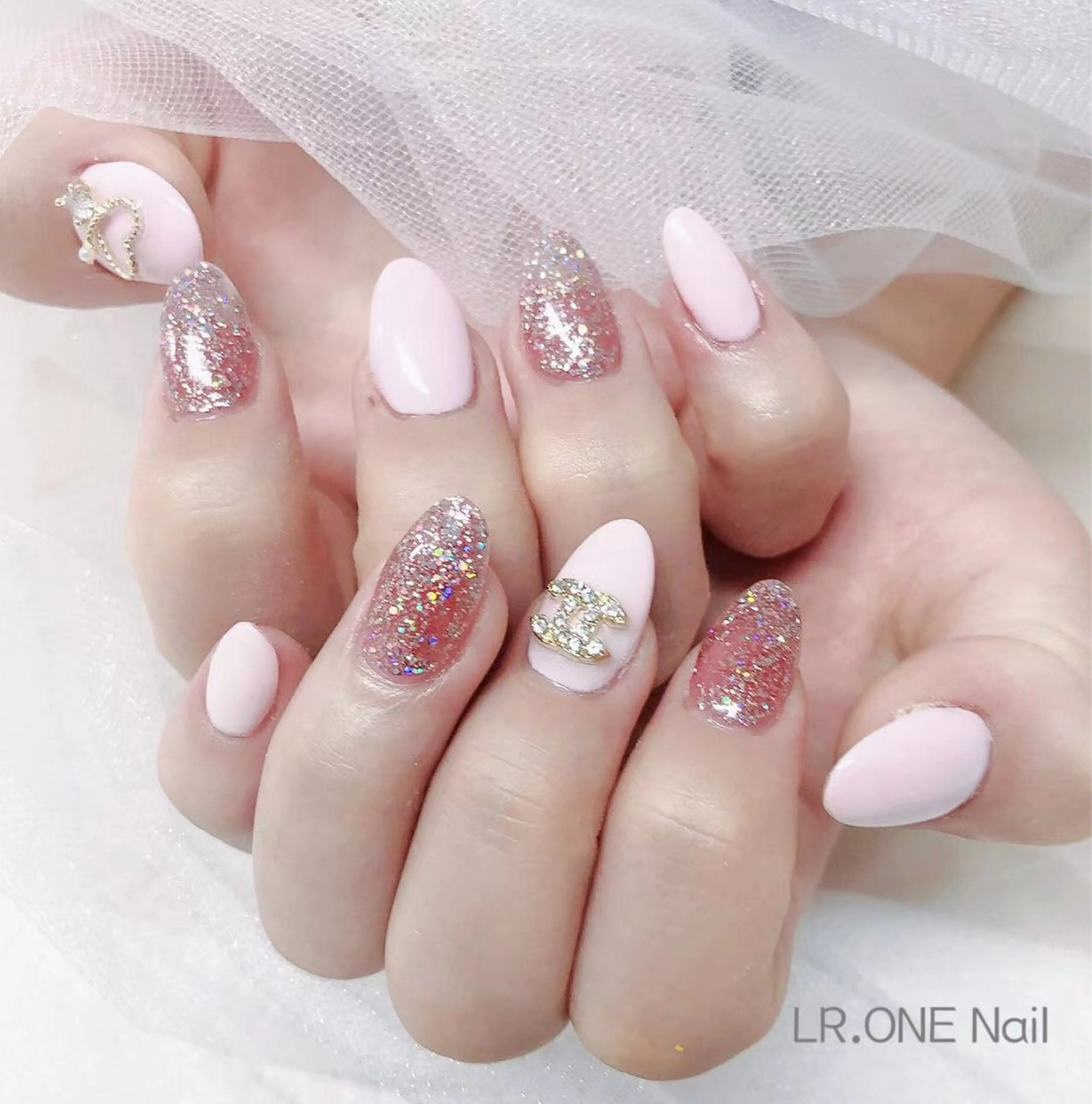 ネイル ハンドネイル LR.ONE ヨウのネイルデザイン