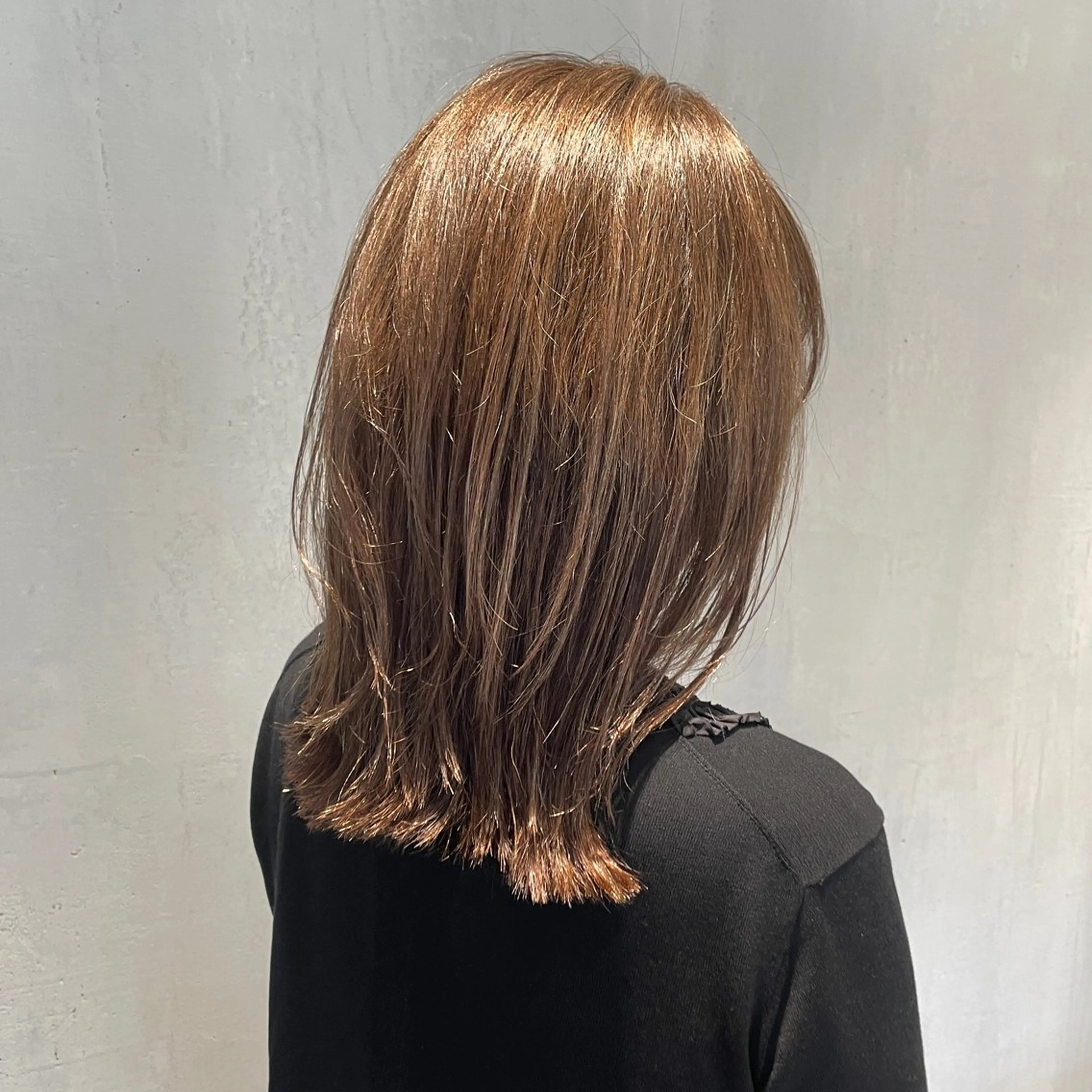 セミロング くびれヘア ハイライト 外ハネヘア カット ヘアカラー matka白髪ぼかし 大人ヘア/KEIKOのヘアスタイル