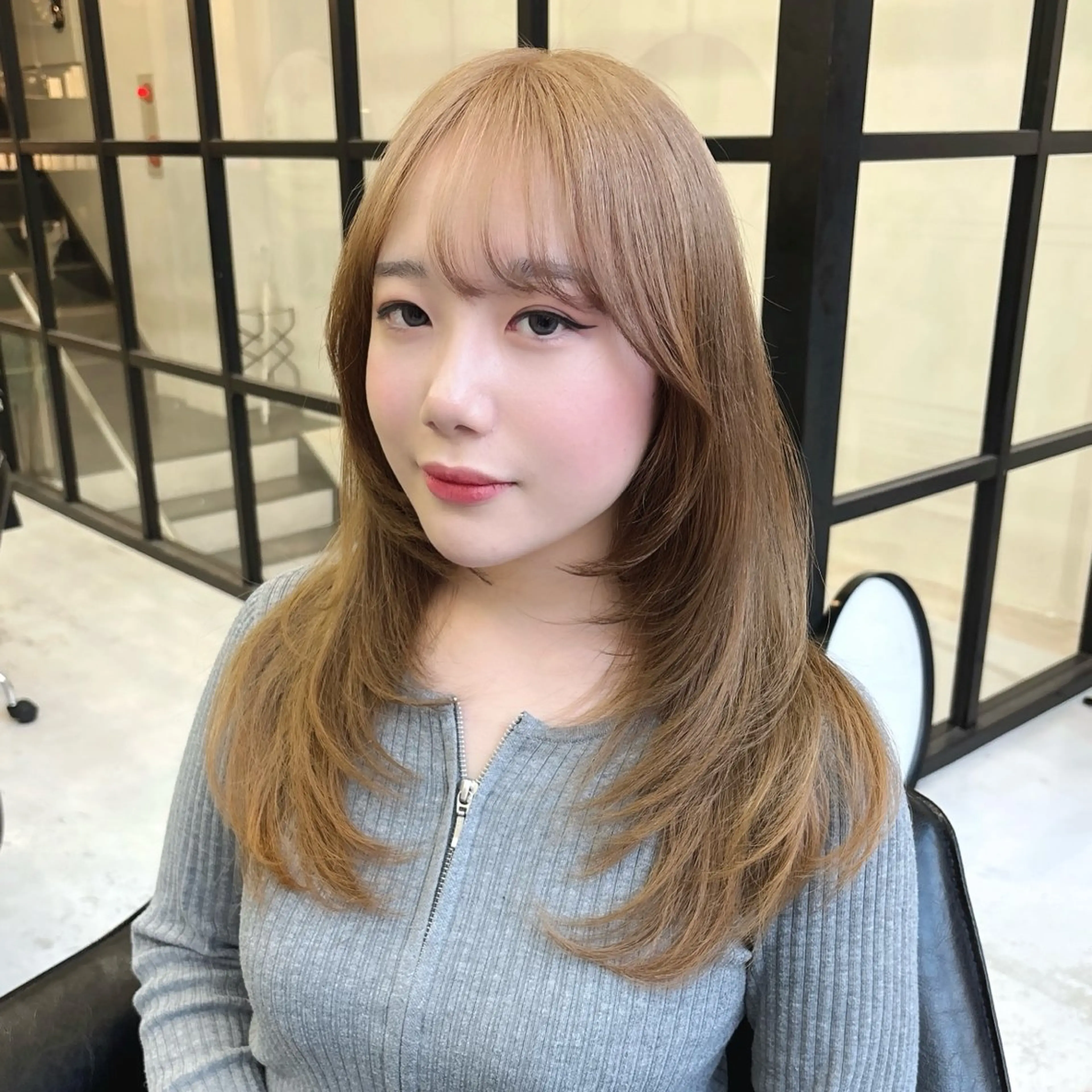 ロング カット ヘアカラー トリートメント 佐伯 鼓乃美のヘアスタイル