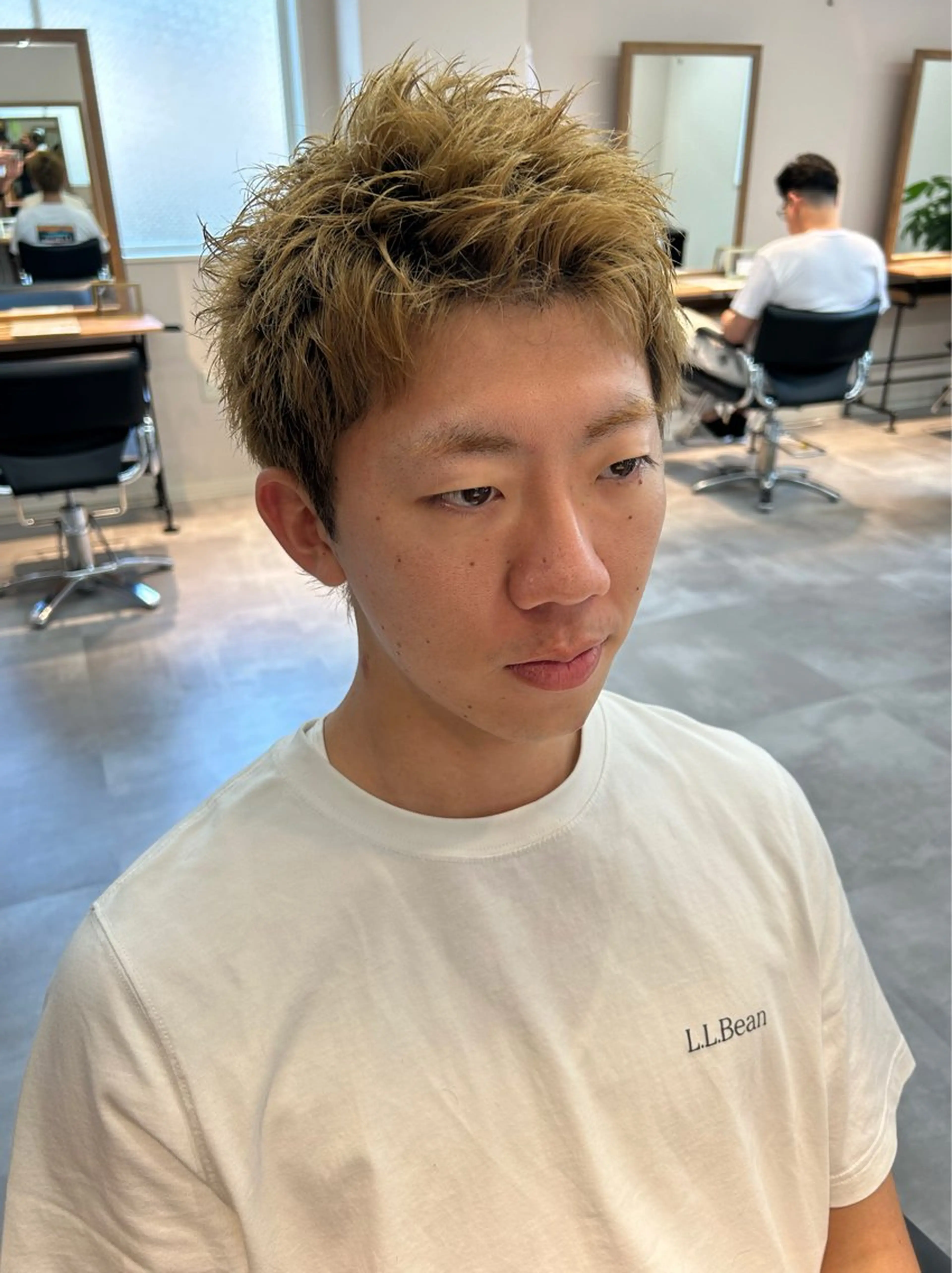 メンズ アップバング スパイキーショート カット 保立/フェザーパーマ /メンズカット千葉のヘアスタイル