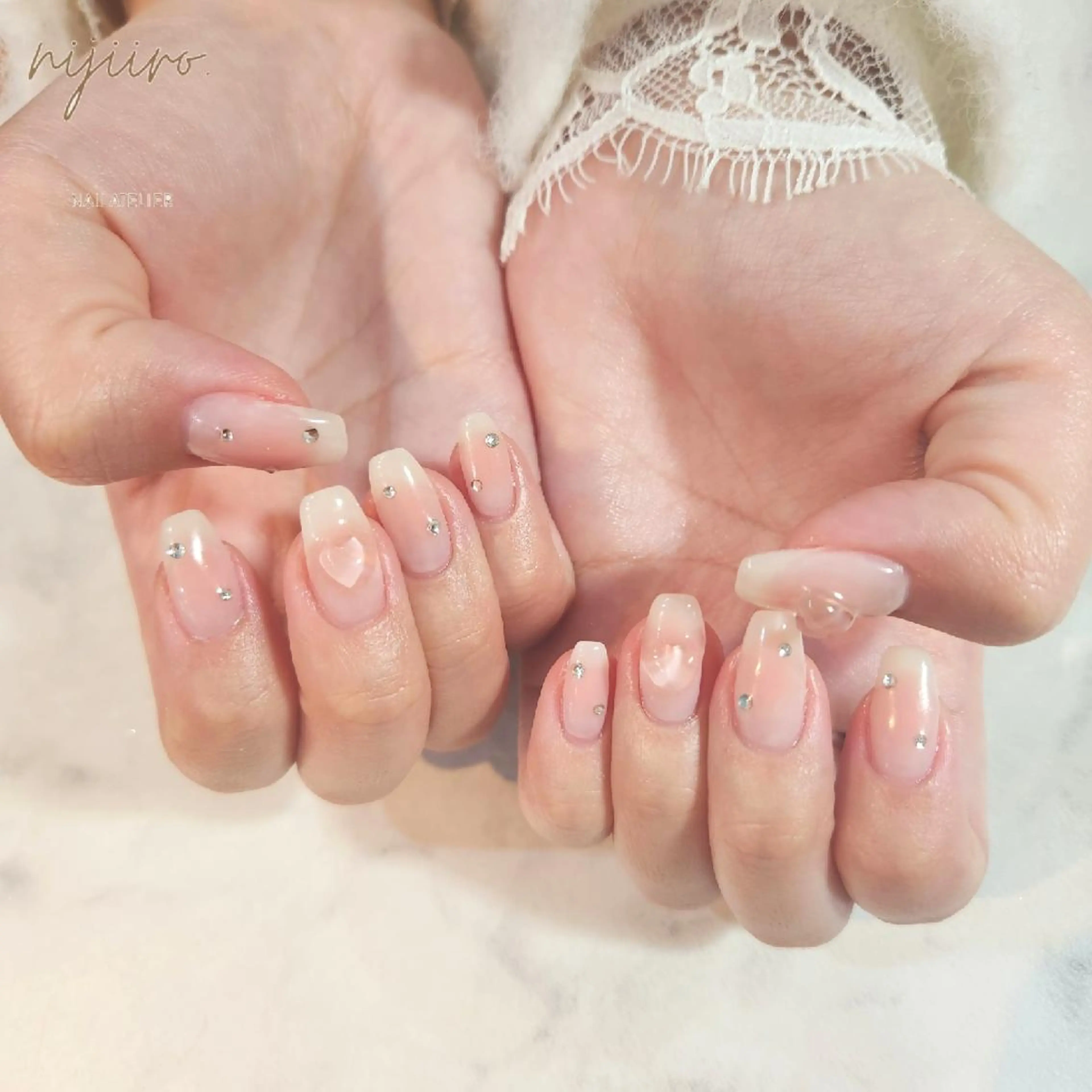 ネイル チークネイル ハンドネイル nailatelier nijiiro.所属・nijiiro🌈 サトウのネイルデザイン