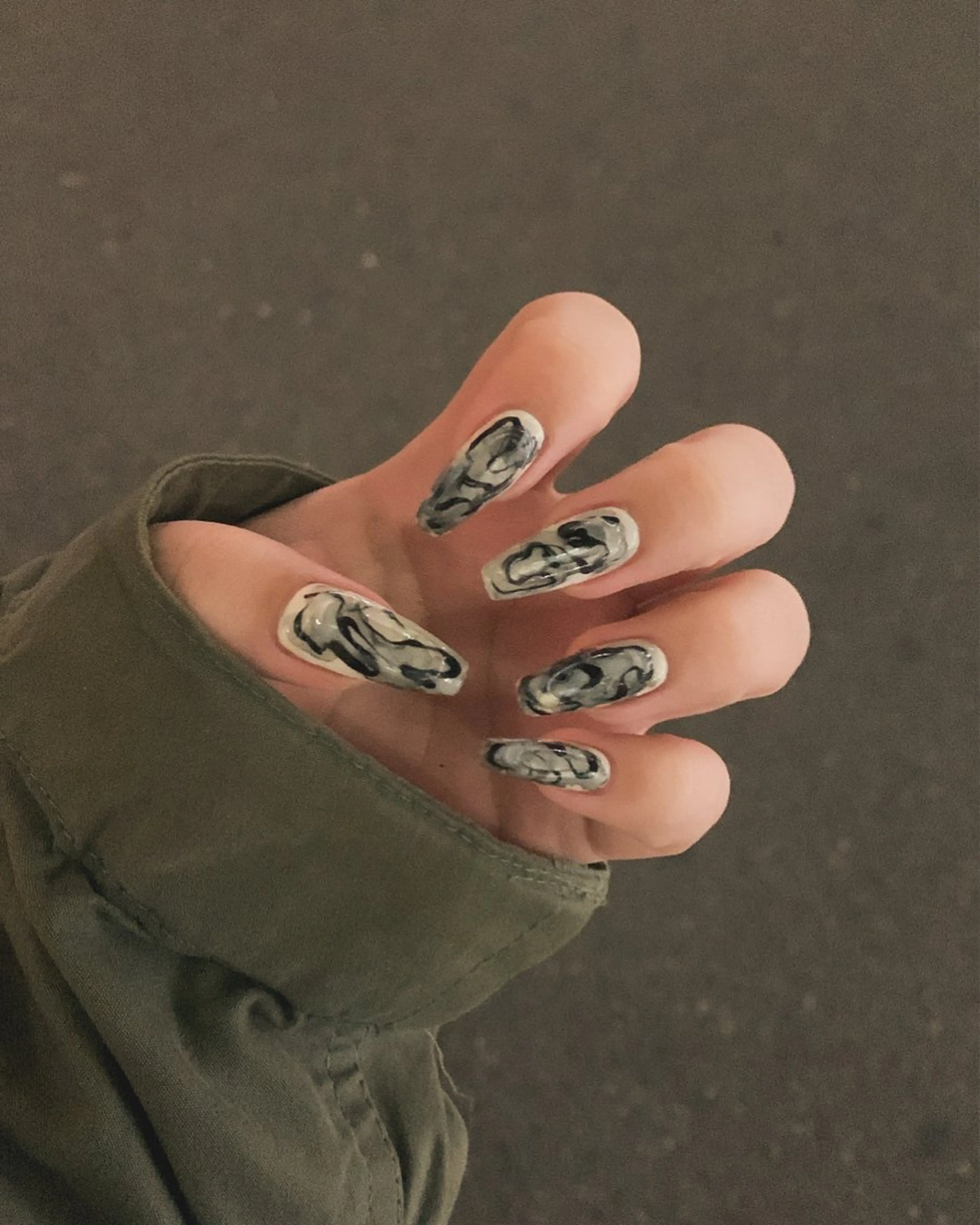 ネイル ハンドネイル 🤍 YUI 🤍のネイルデザイン