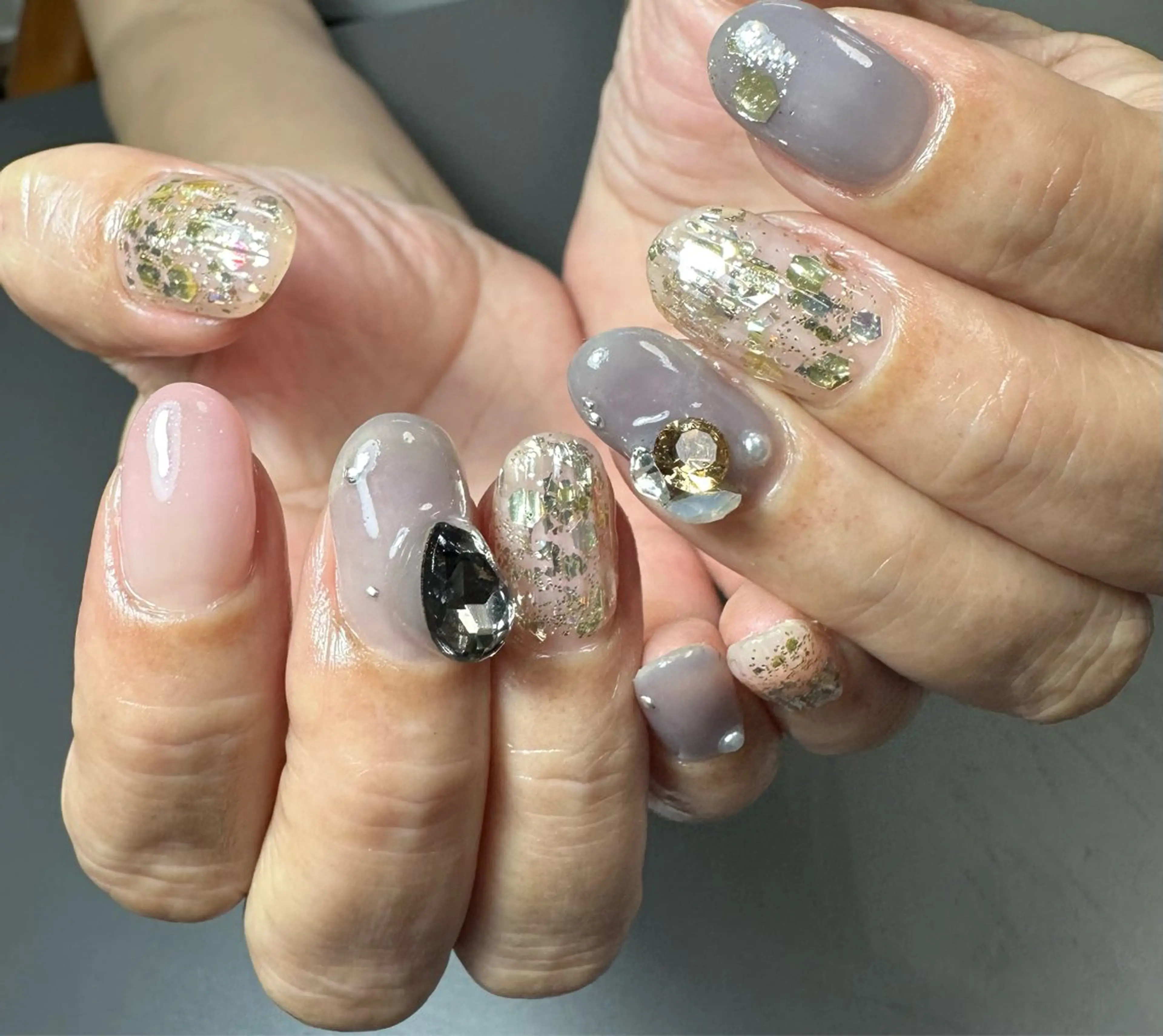 ネイル 12 designのネイルデザイン