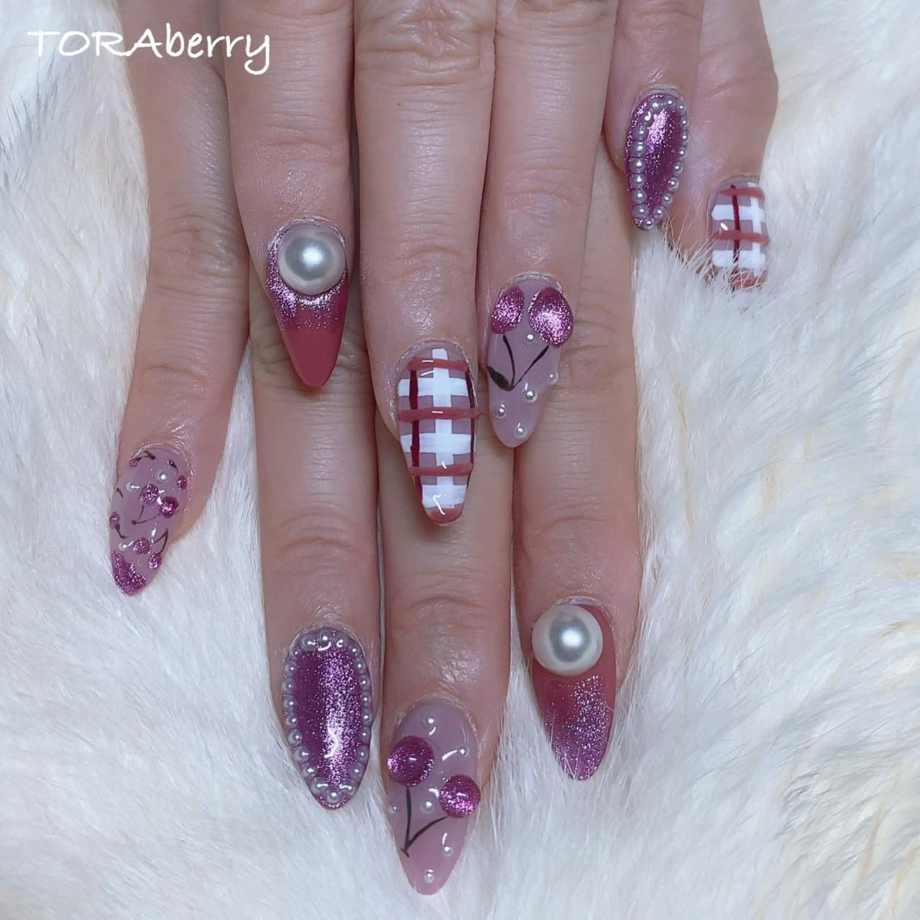 ネイル ネイリスト なつみのネイルデザイン