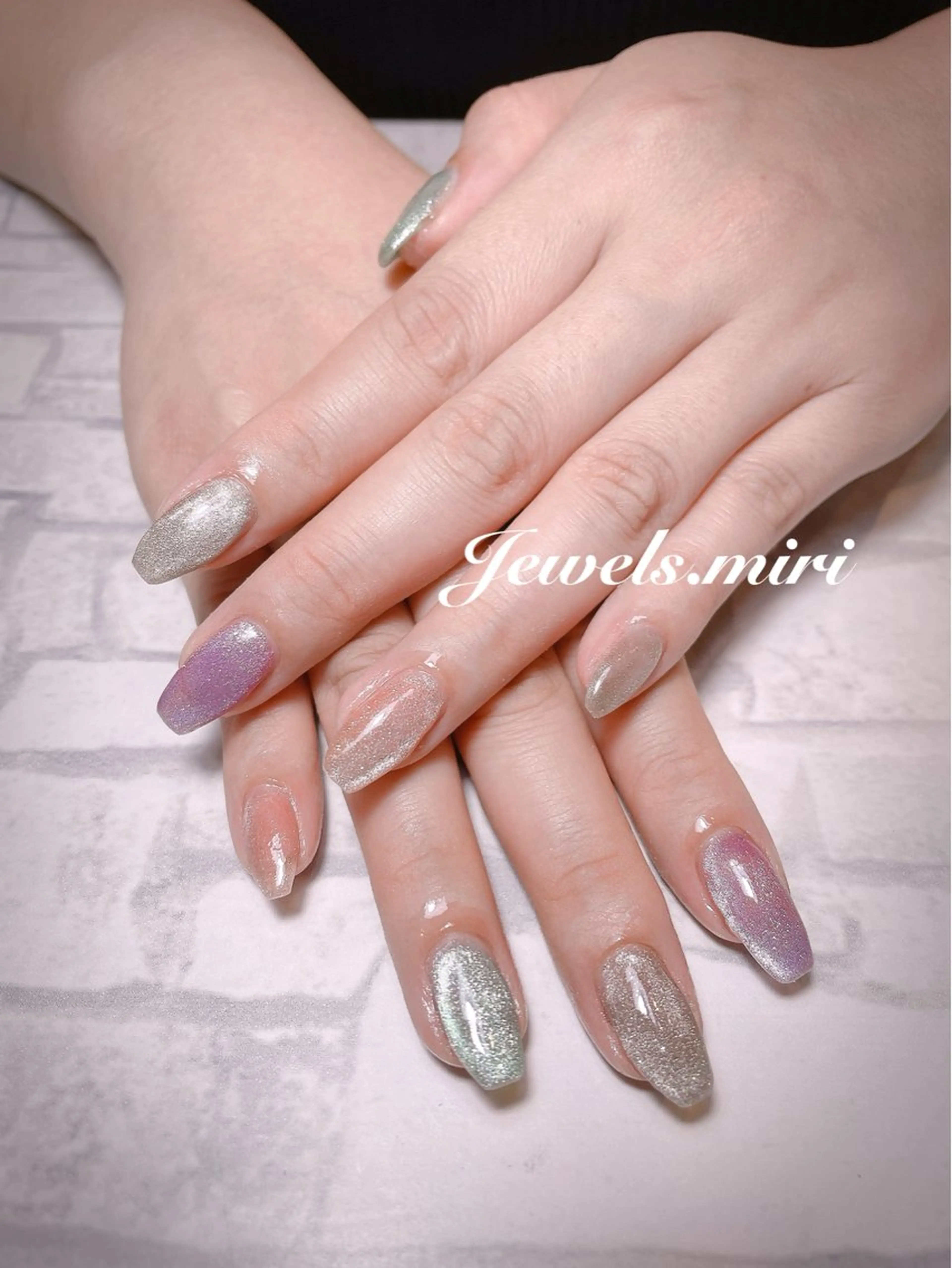 ネイル キラキラネイル マグネットネイル ネイルサロン Jewels Mのネイルデザイン
