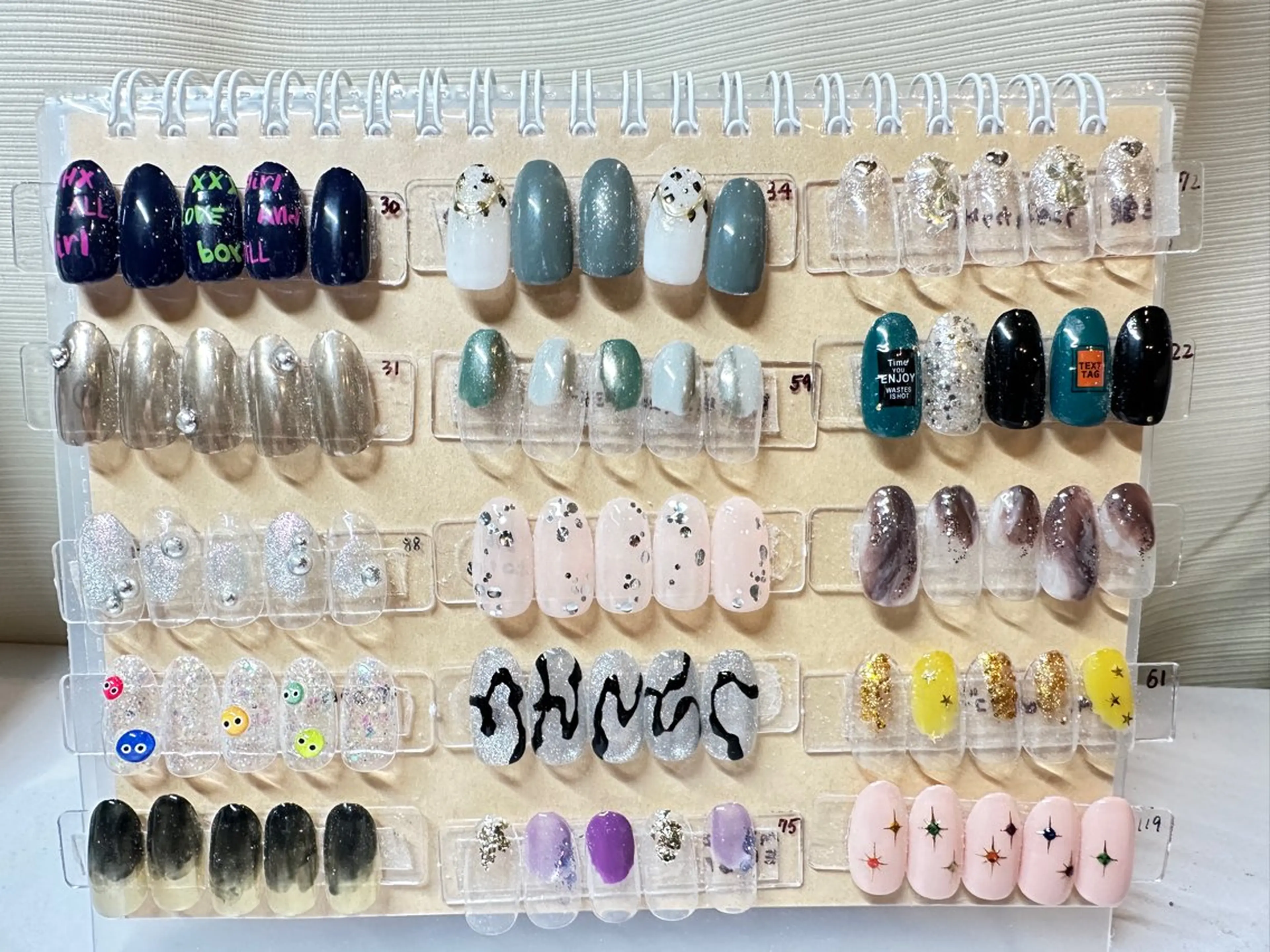 ネイル CREST(天王寺) 吉美 yoshimiのネイルデザイン