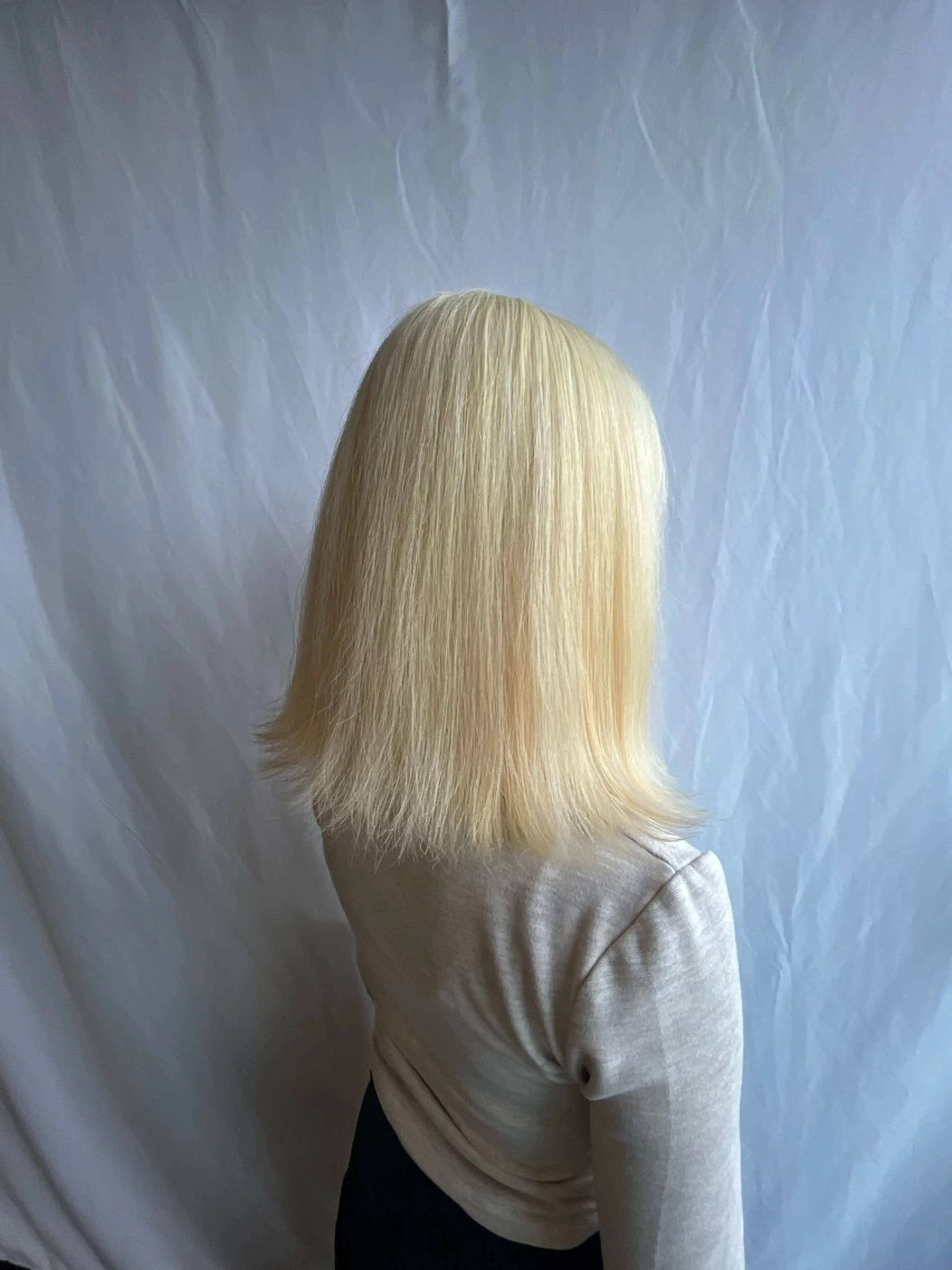 ミディアム カラー ベージュカラー ブロンド 透明感カラー ハイトーンカラー 土井 宏晟のヘアスタイル