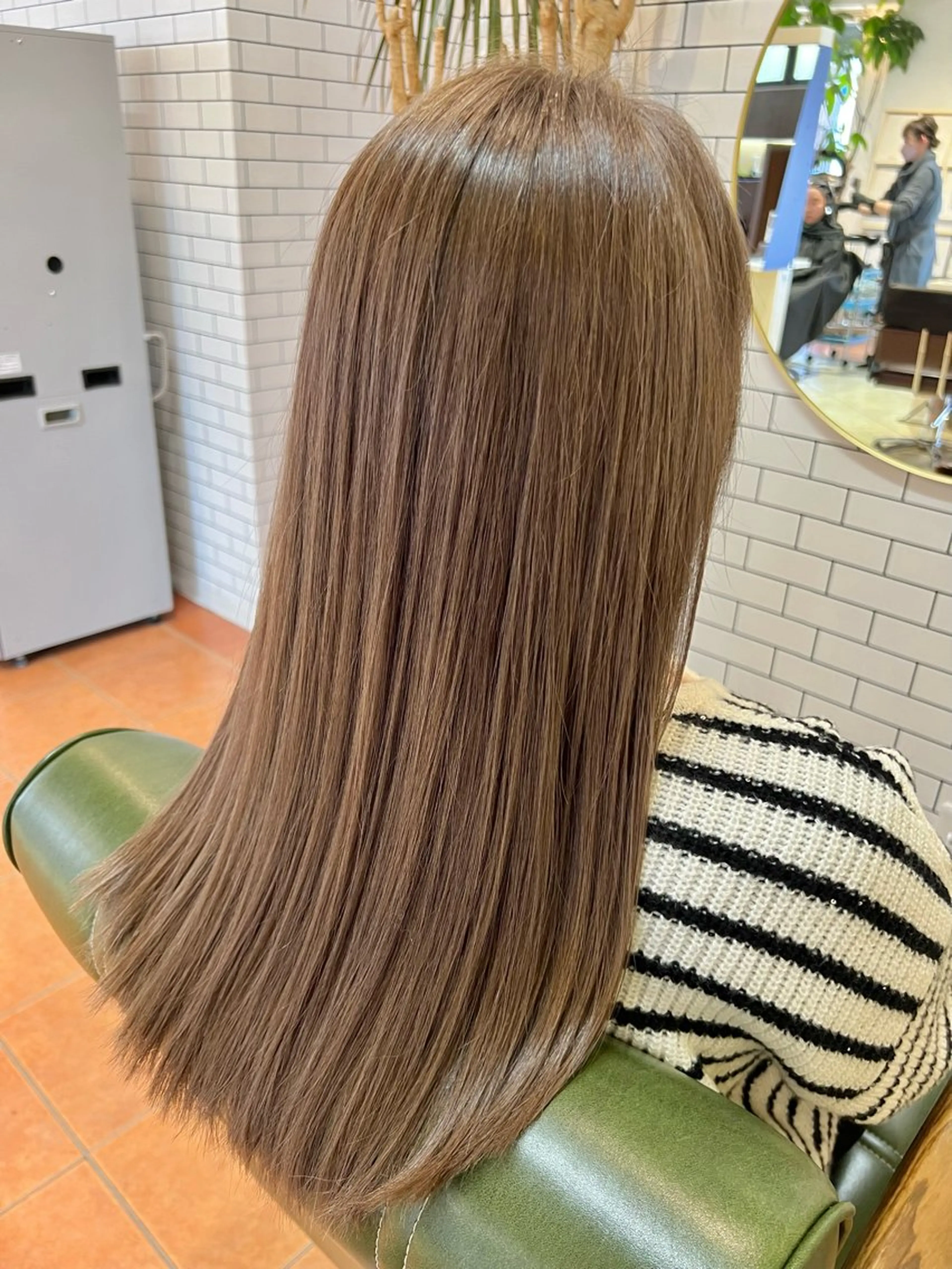 ロング カラー ヘアカラー トリートメント 石井 佑樹のヘアスタイル