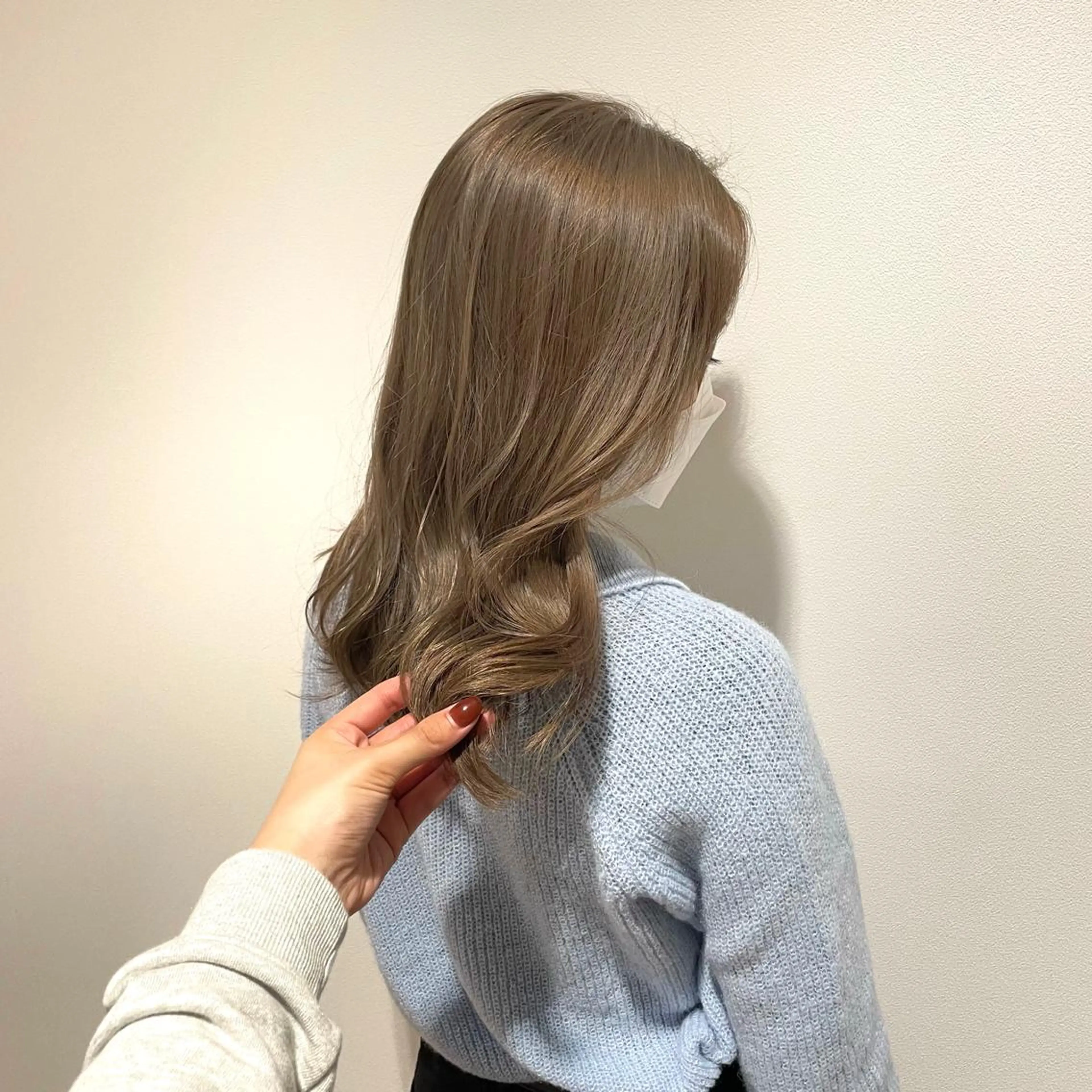 ミディアム カラー ブリーチ 🫧ふじたまゆ🫧 レイヤーカット✂︎のヘアスタイル