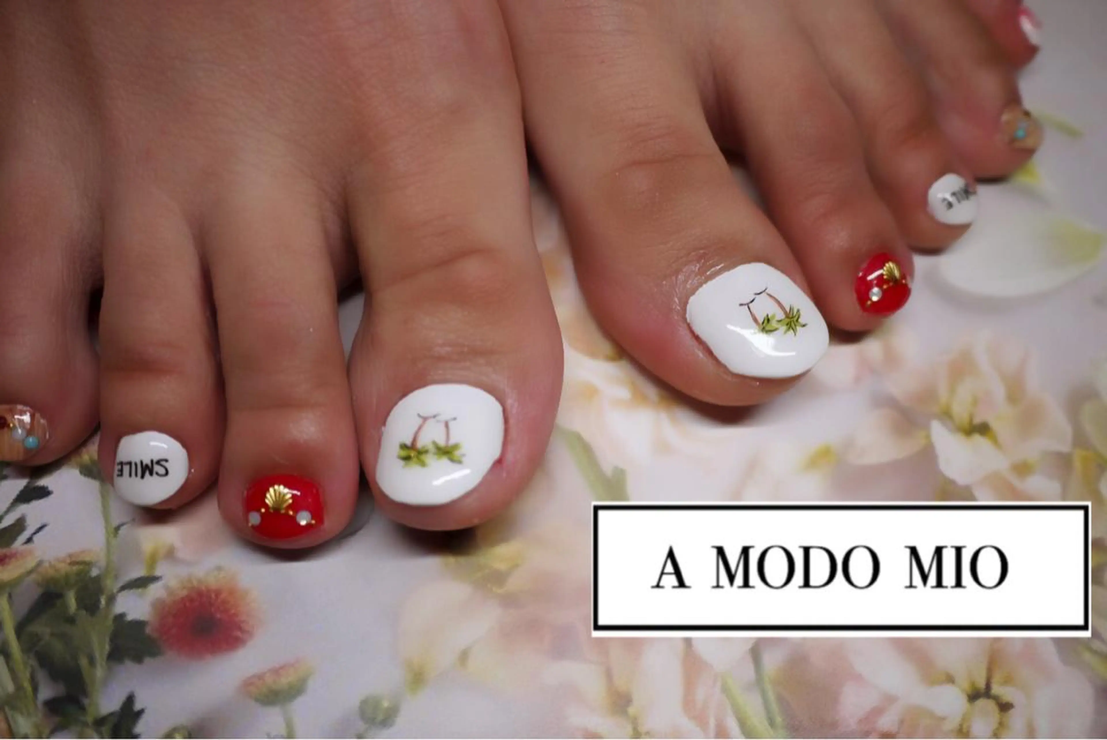 ネイル フットネイル A MODO MIOのネイルデザイン
