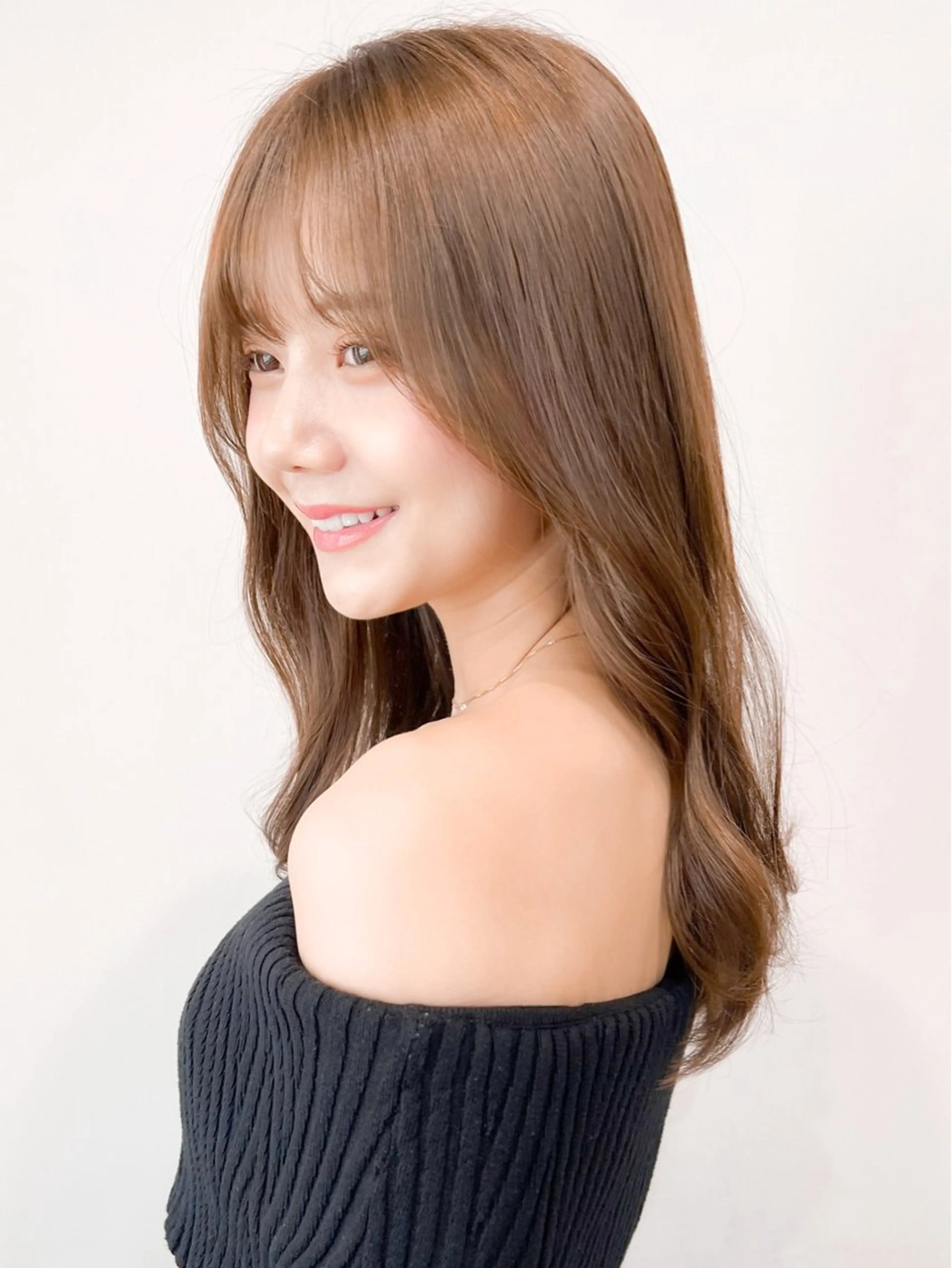 セミロング カット ヘアカラー トリートメント miho 🫧sheerカラーのヘアスタイル