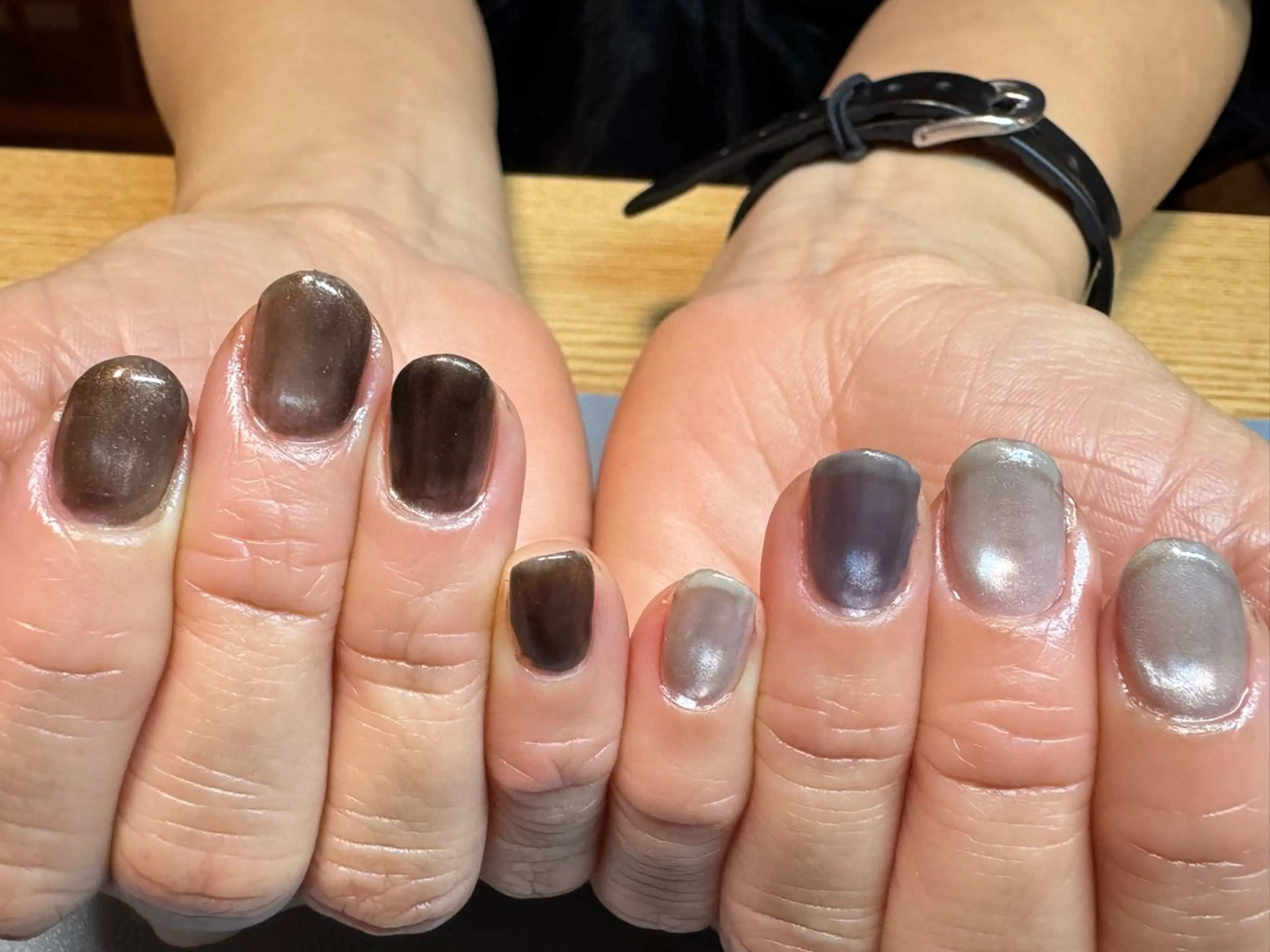 ネイル ハンドネイル 美容室 hair&make FLOW 新宿歌舞伎町所属・短め爪初めての方 大歓迎‼️ 歌舞伎町のネイルデザイン