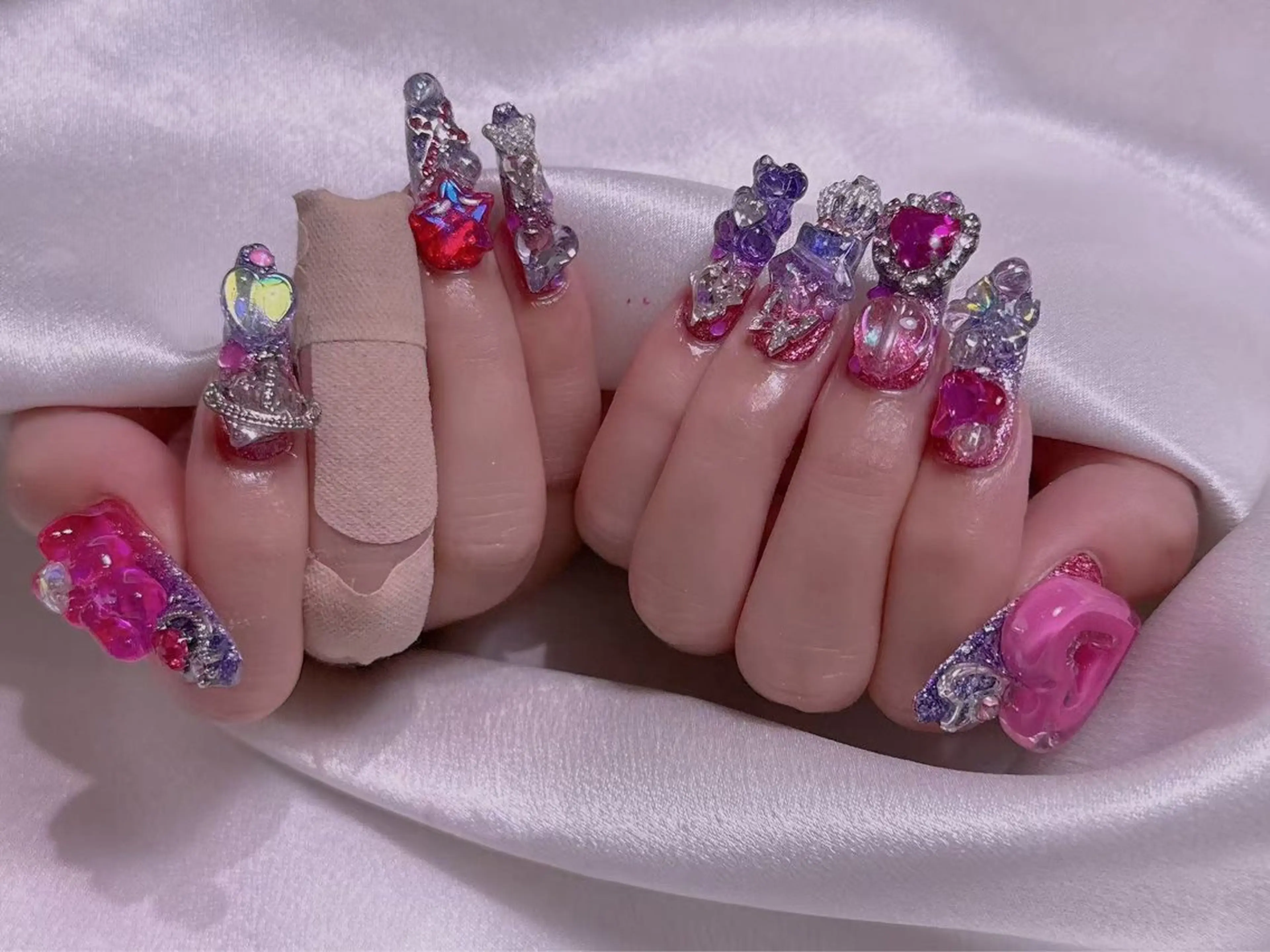 ネイル 長さ出し専門店 RIRIのネイルデザイン