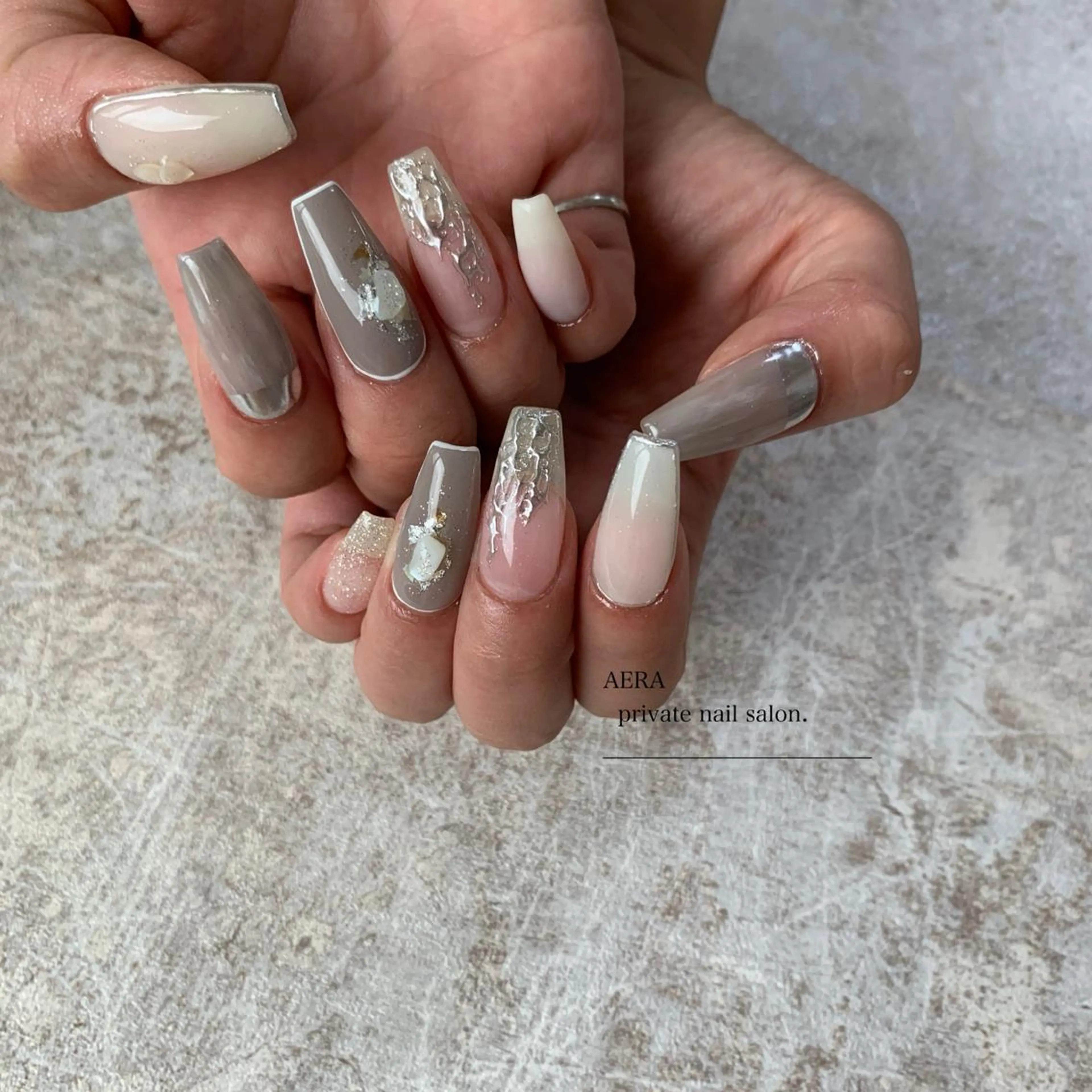 ネイル AERA nail shino🐱⸝꙳のネイルデザイン