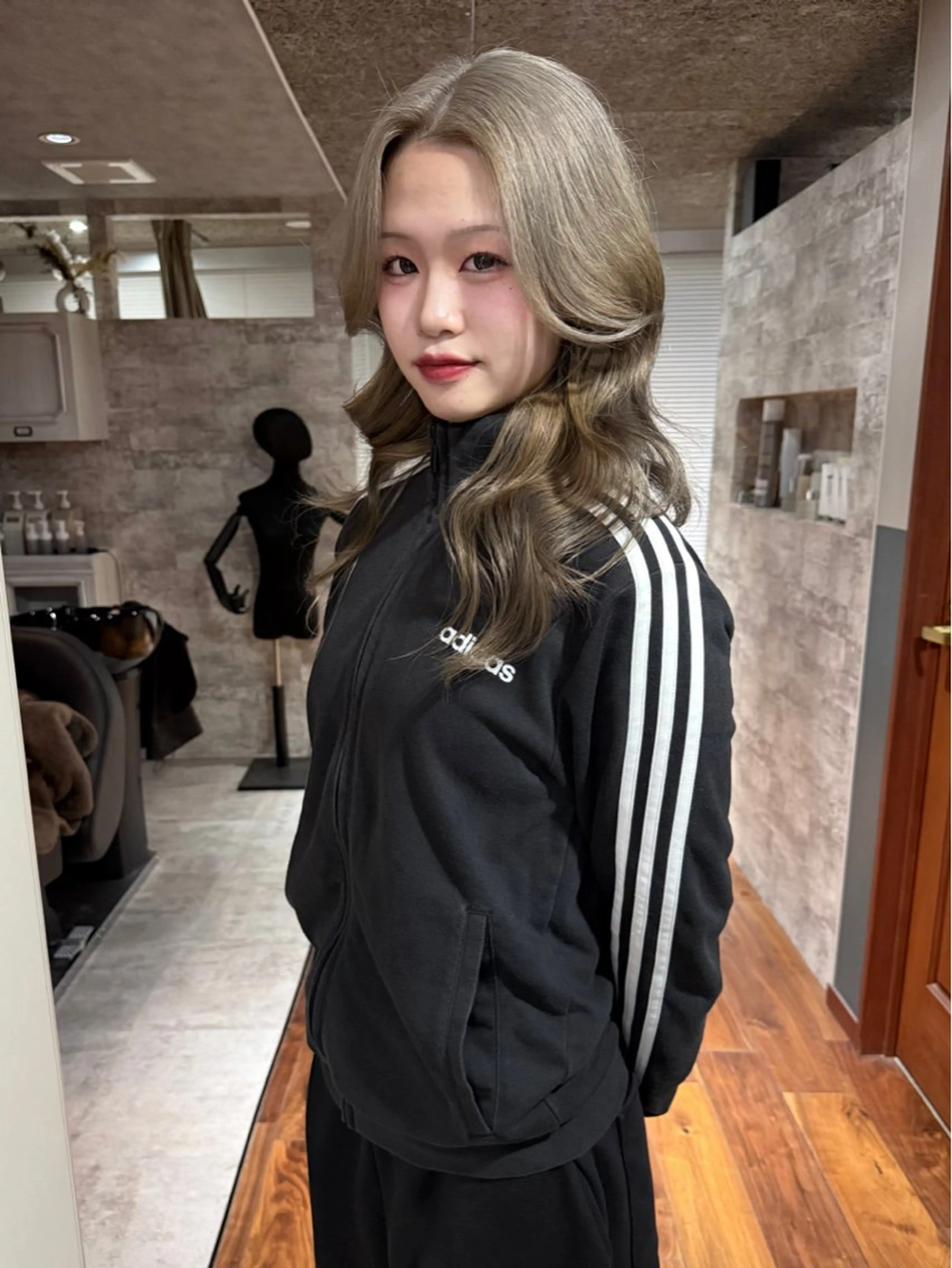 ミディアム カラー 似合わせカット カット ヘアカラー トリートメント mai / linoah˚✧のヘアスタイル