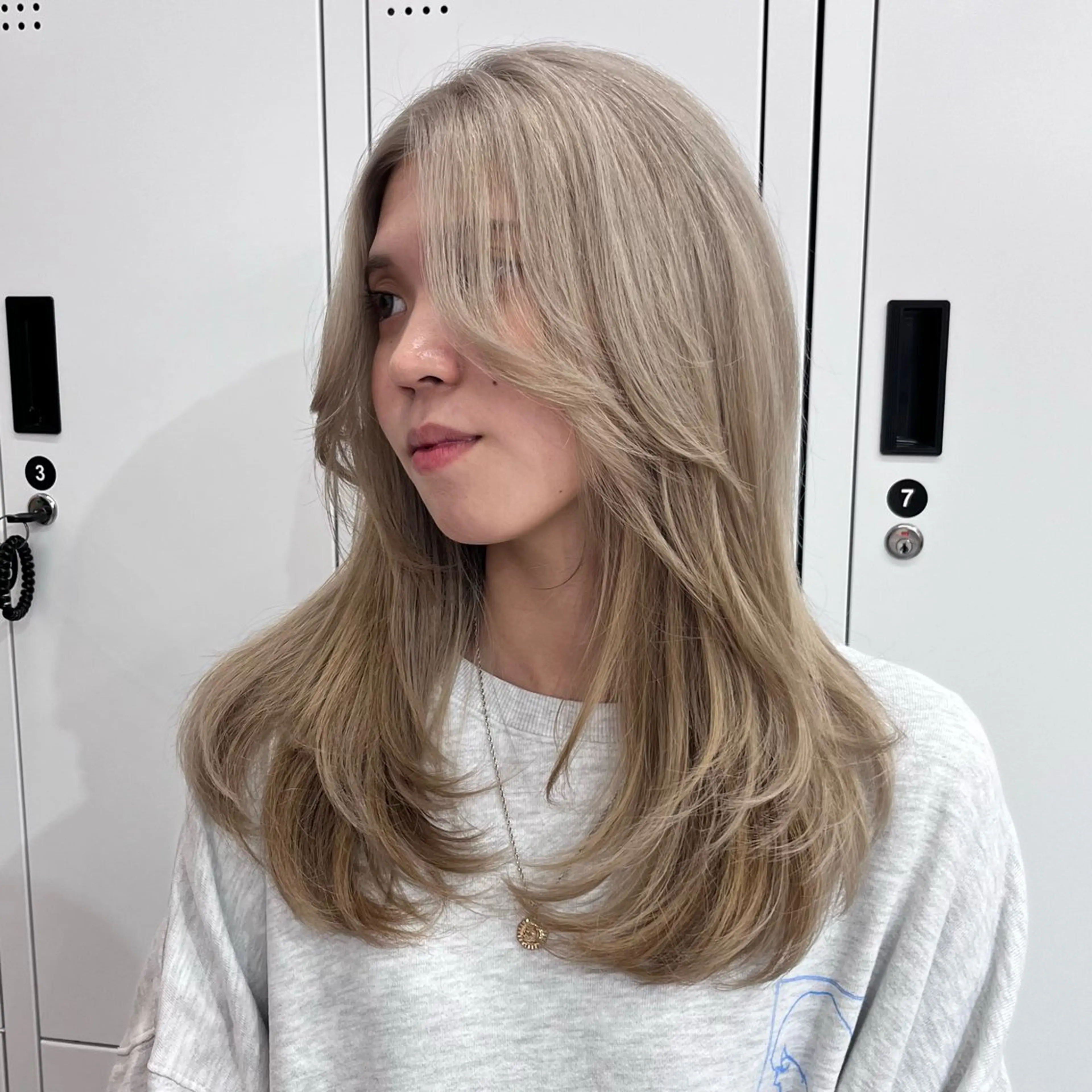 ロング カラー ヘアアレンジ 𝐠𝐢𝐫𝐥𝐲 𝐦𝐨𝐝𝐞🖤のヘアスタイル