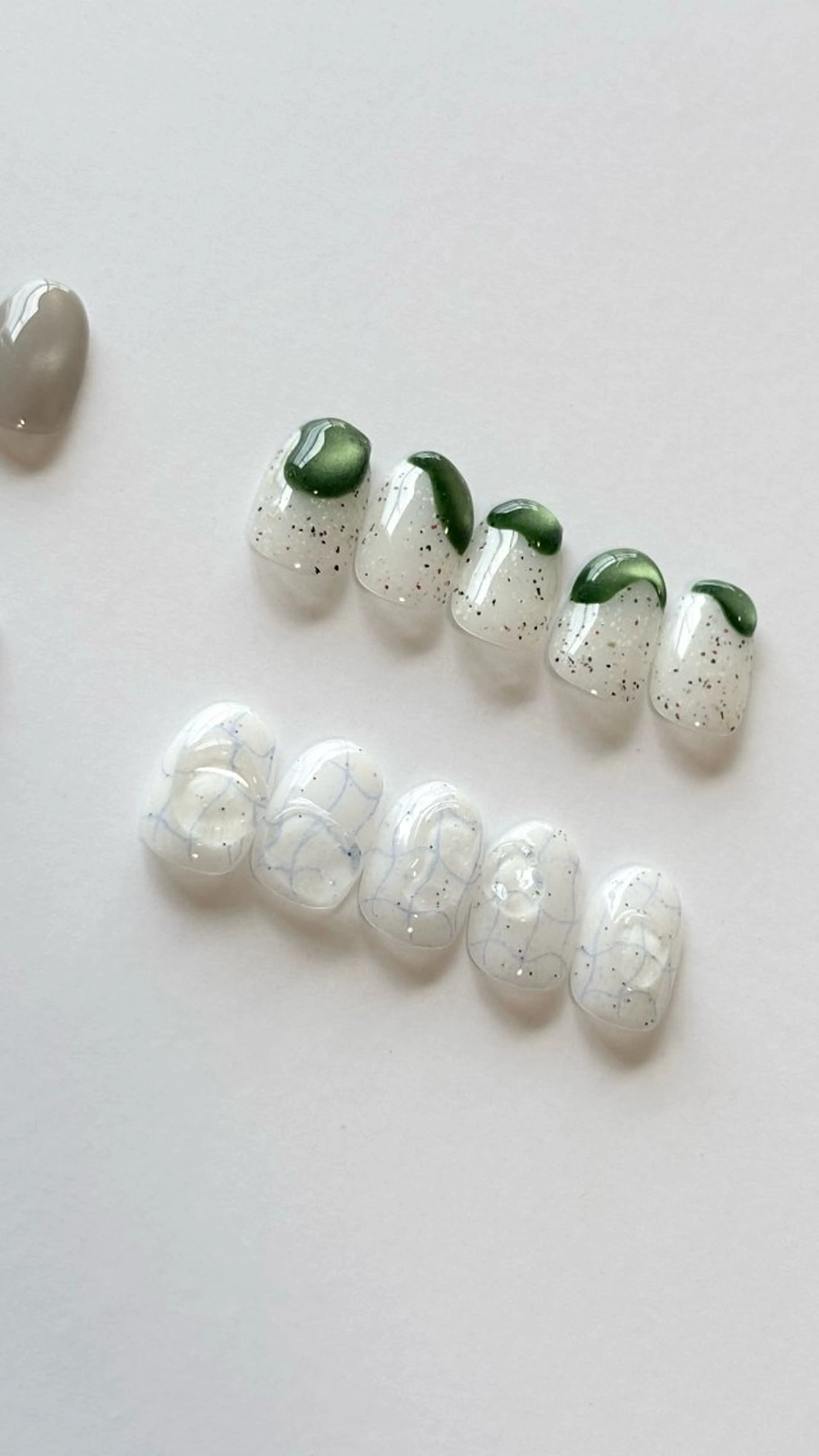 ネイル マグネットネイル ニュアンスネイル シンプルネイル Umi Nail /Akariのネイルデザイン