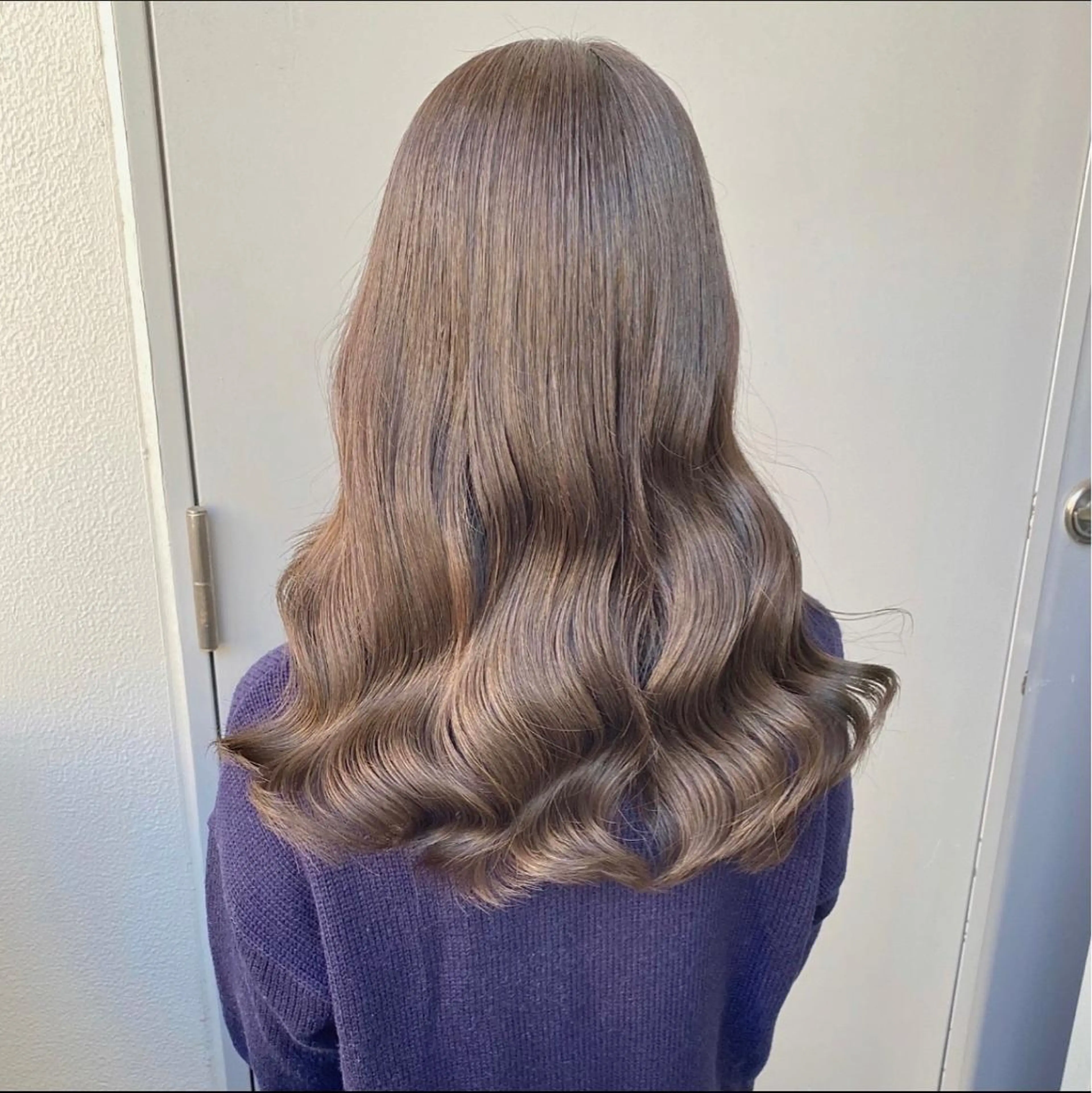 カラー 透明感ベージュ🤎 ナチュラルレイヤーのヘアスタイル