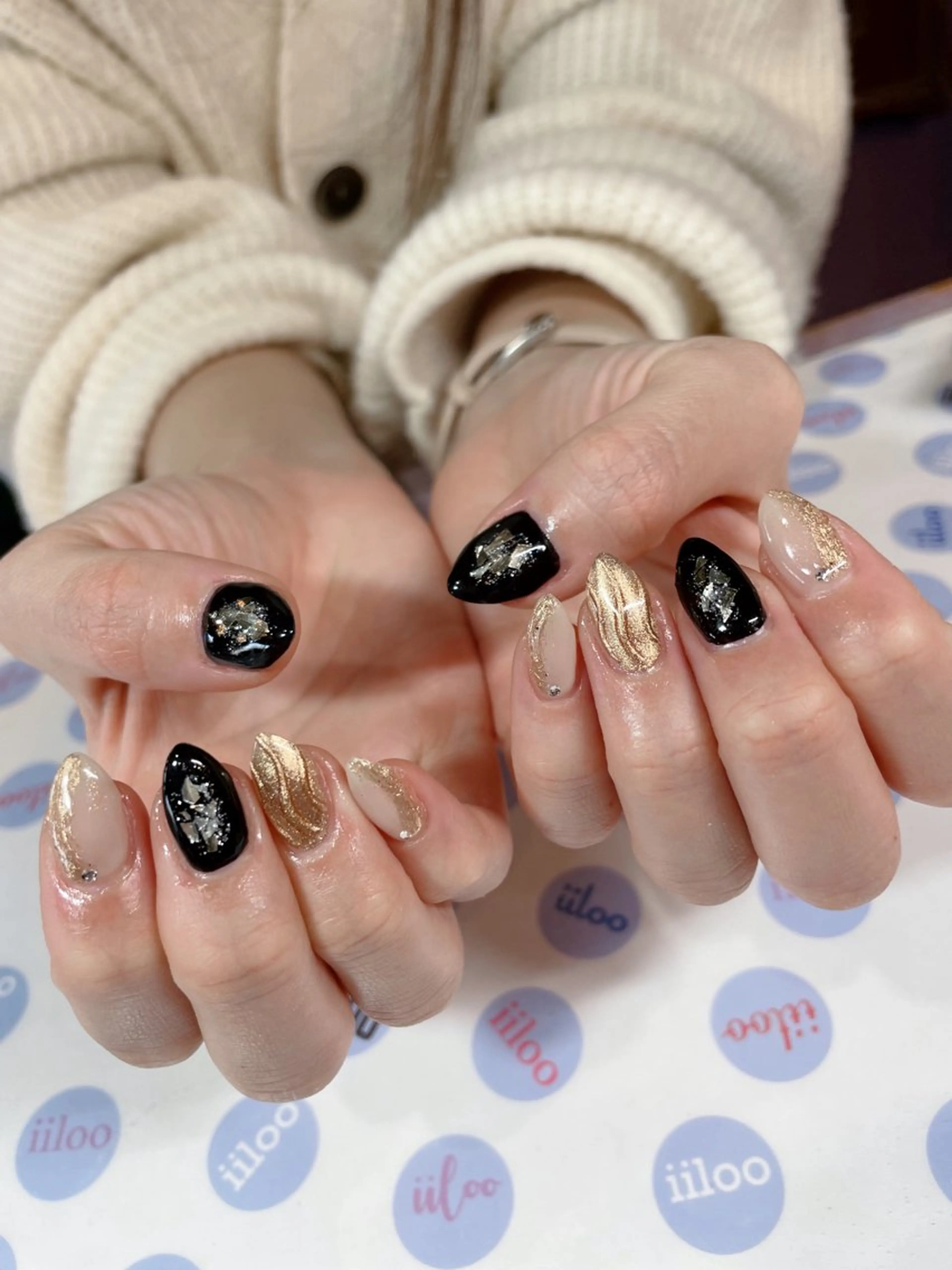 ネイル iiloo aromaworksのネイルデザイン