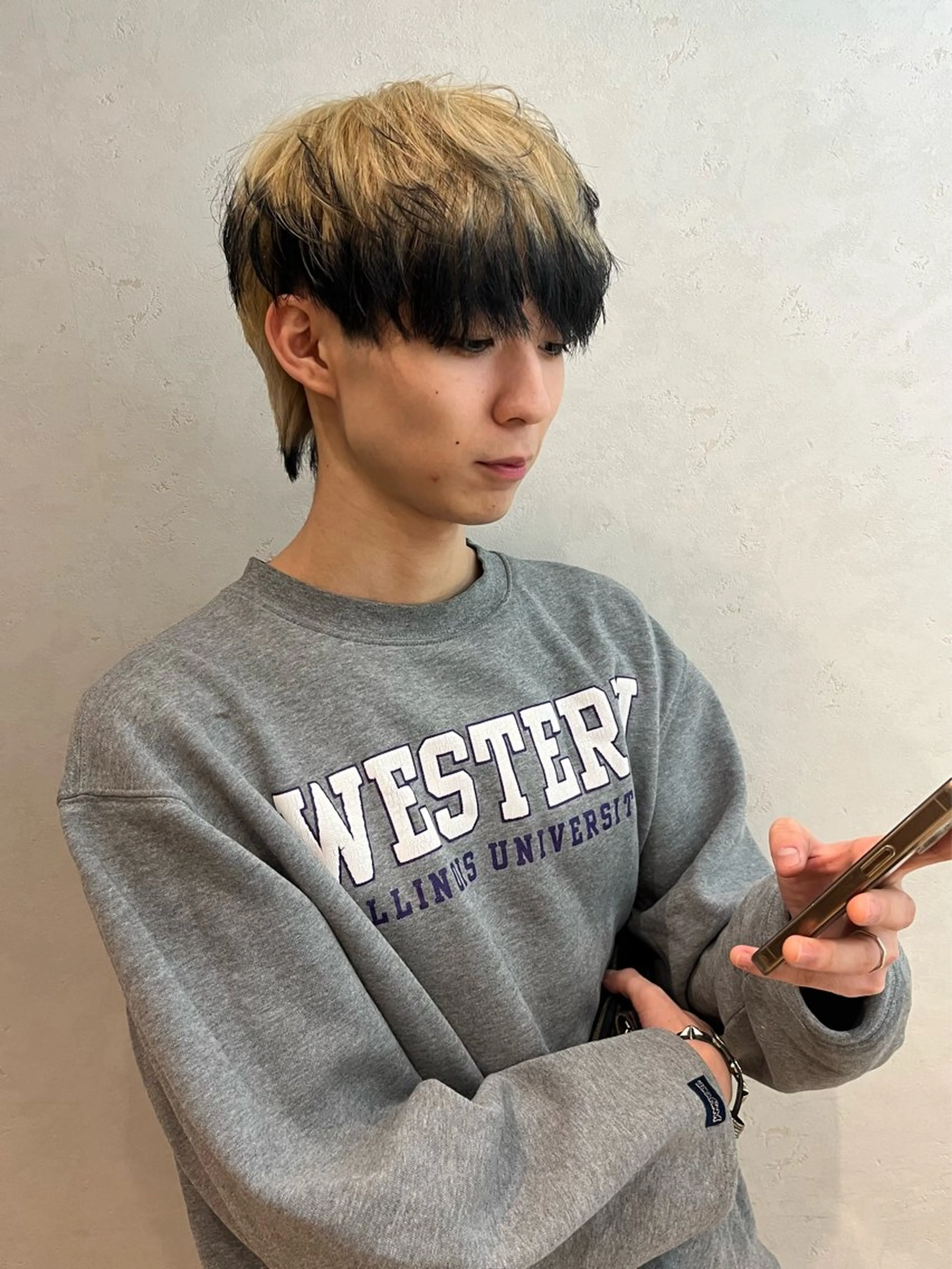 メンズ ☀️コミヤマミユ☀️ /パーマ/ハイトーンのヘアスタイル