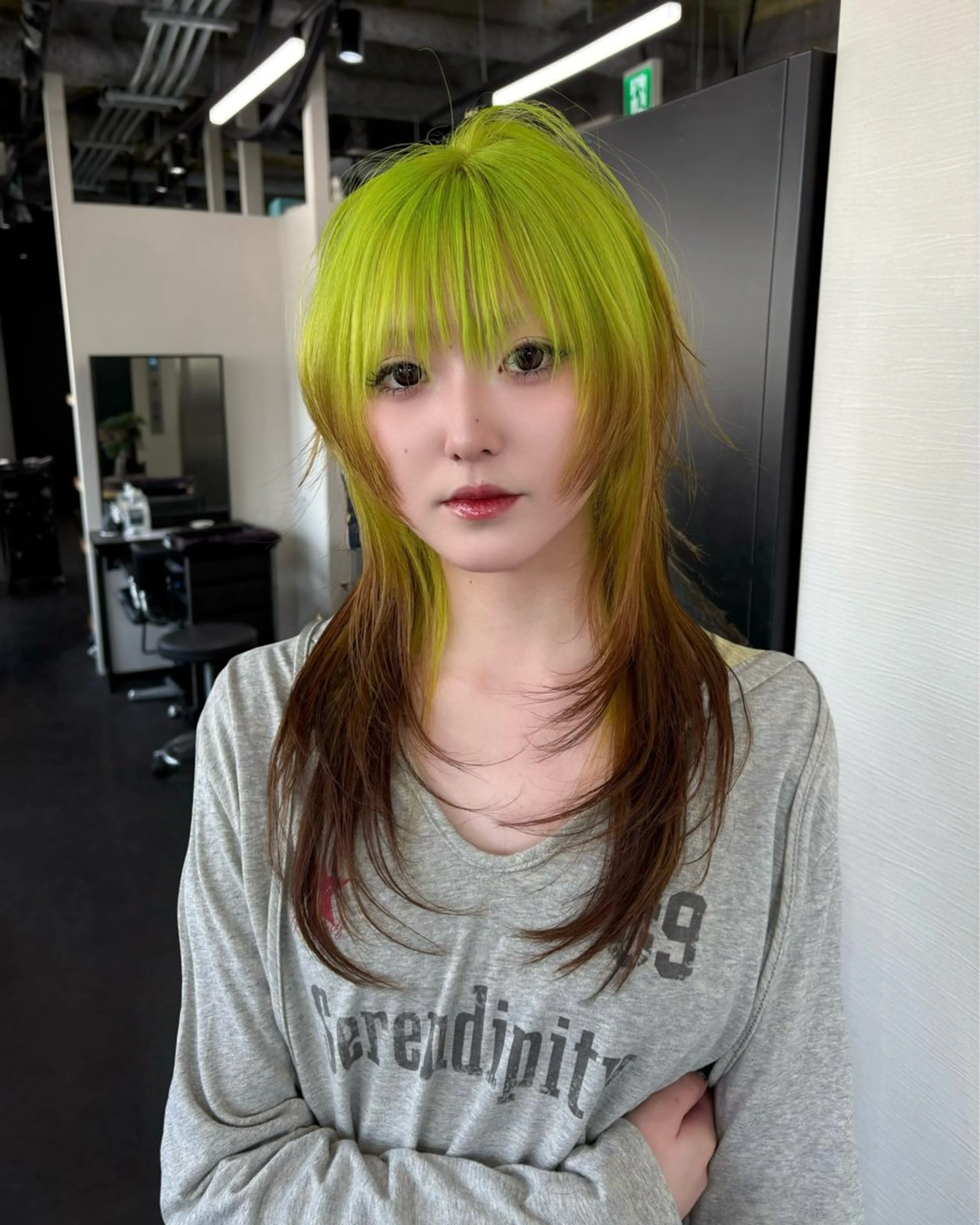 セミロング カラー カット ヘアカラー トリートメント jyui/原宿 ハイトーン/デザインのヘアスタイル