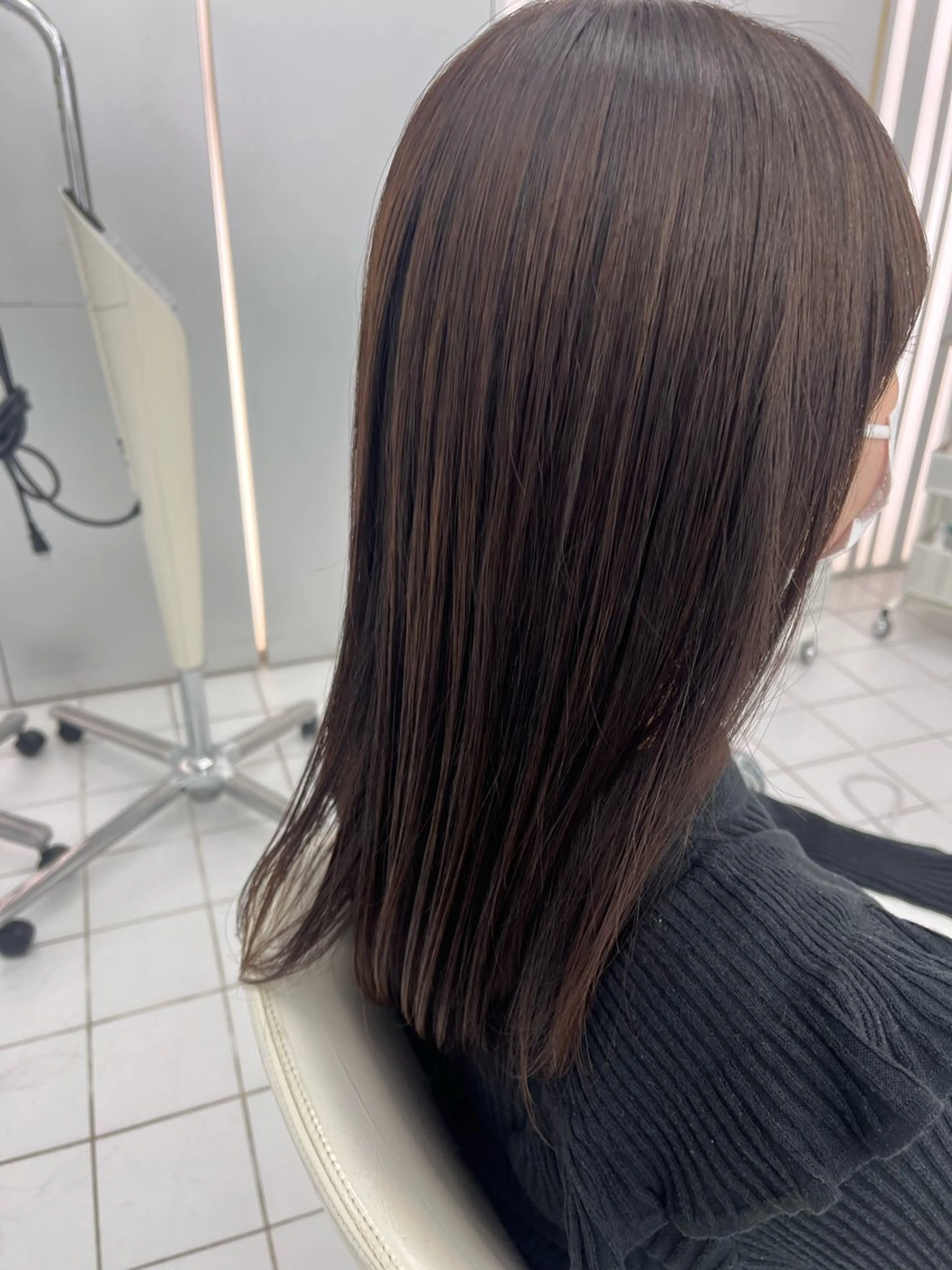 カラー 菅 野のヘアスタイル