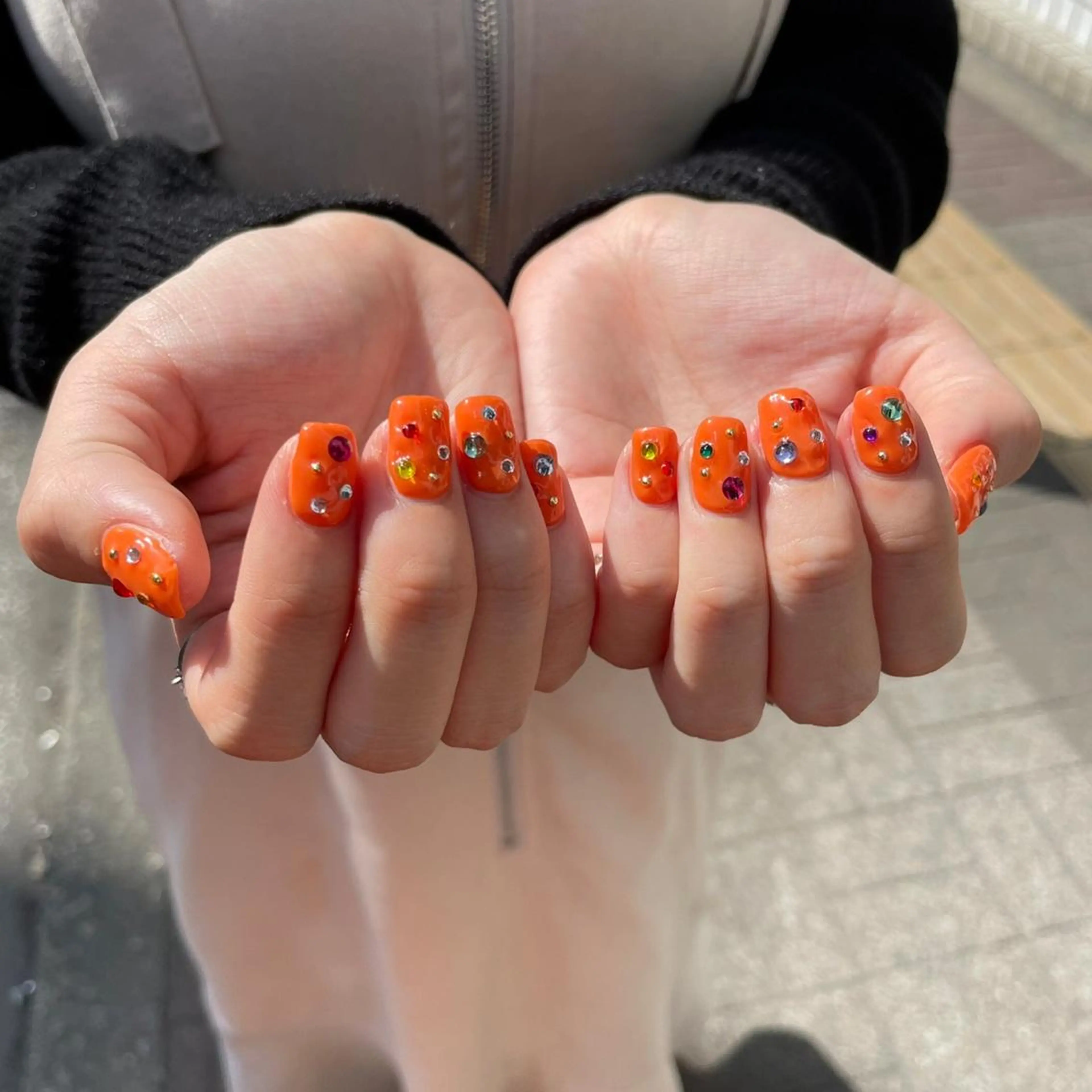 ネイル 長さ出し ジェルネイル ワンカラーネイル ハンドネイル ハンドケア カットパーマ 🌀あさみのヘアスタイル