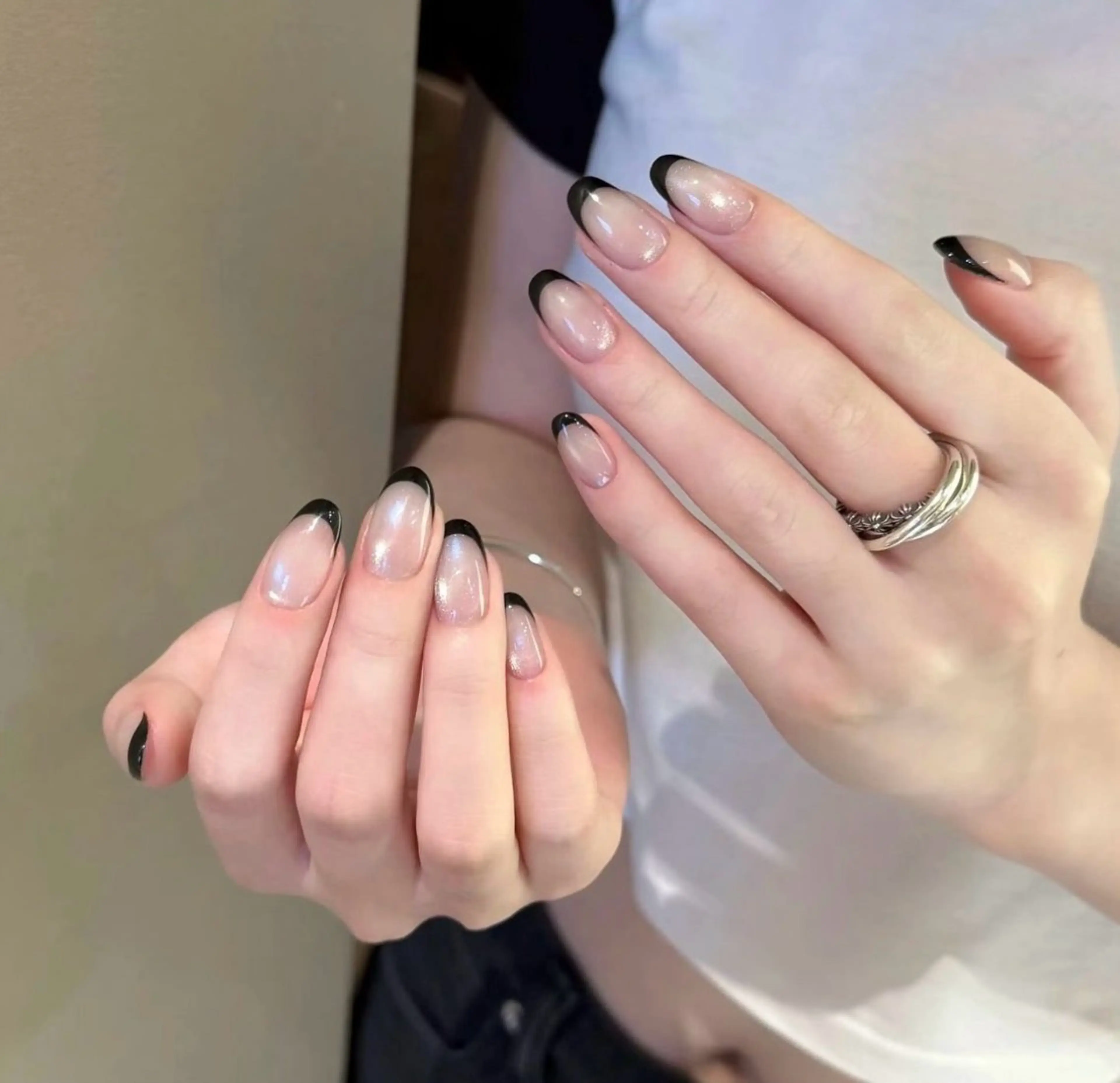 ネイル アートネイル べっ甲ネイル チークネイル 成人式 長さ出し ハンドネイル ハンドケア For you. Nail Salonのネイルデザイン